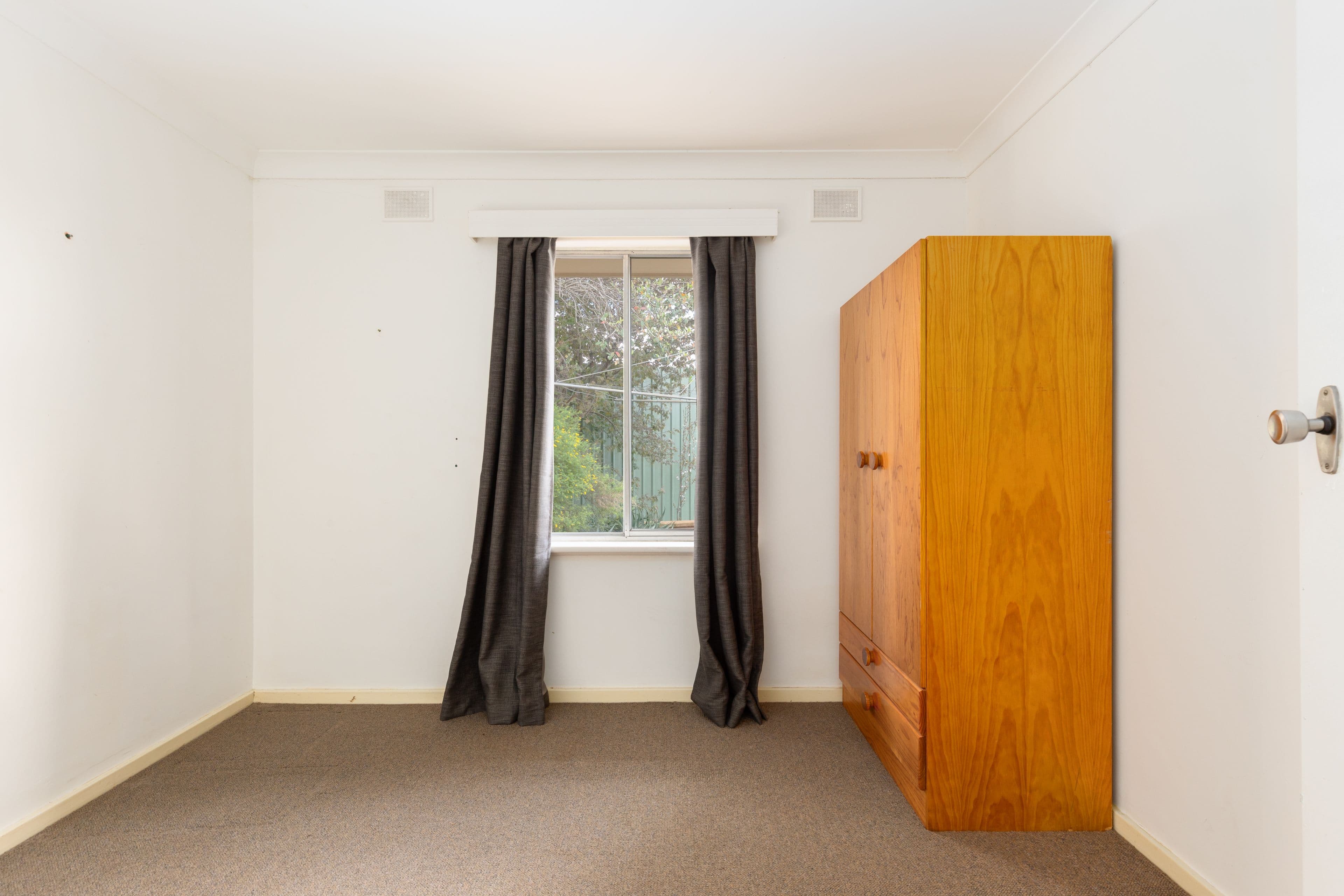 13 Perrin Street, Oaklands Park SA 5046, Oaklands Park - Thumbnail 4