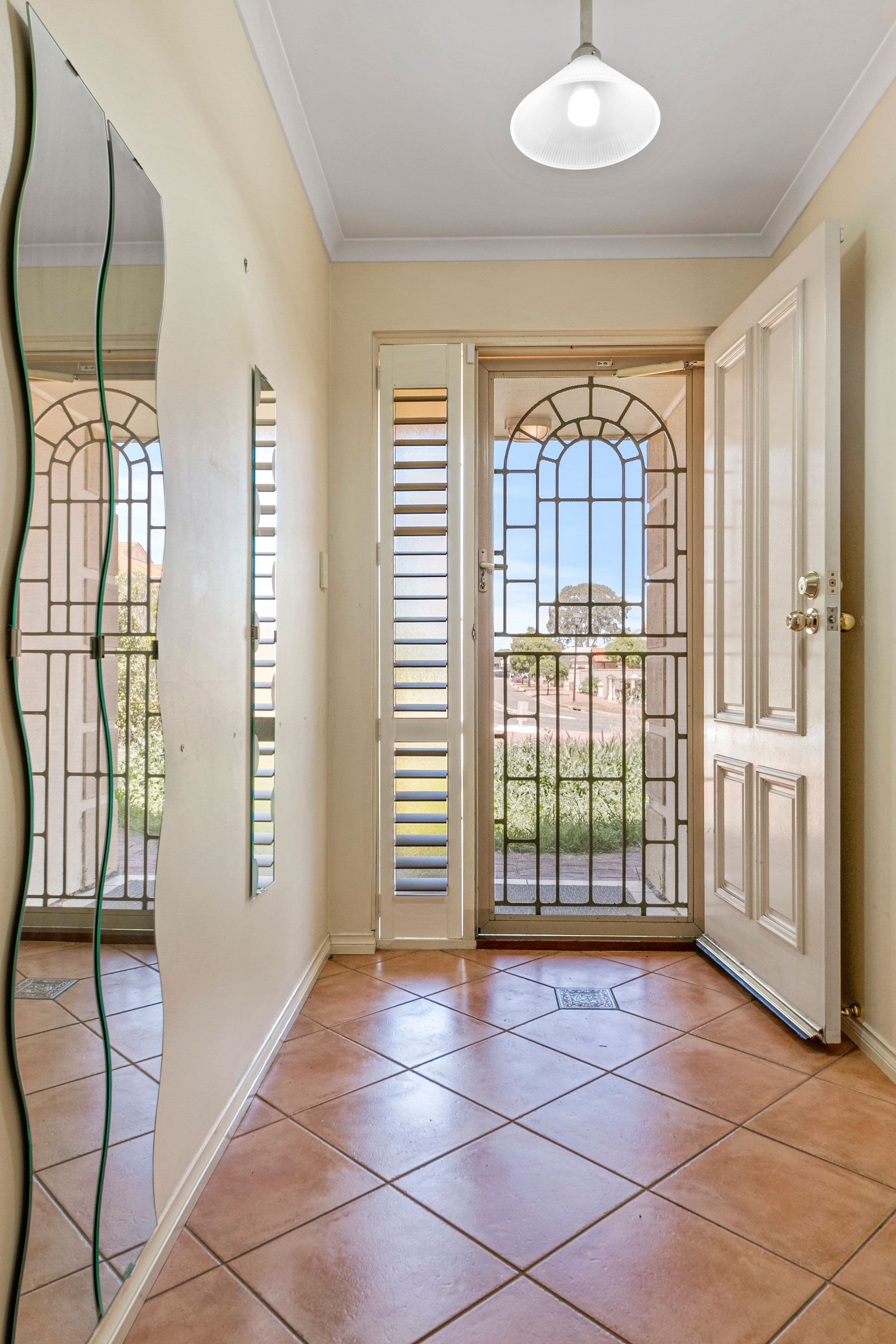 61 Perkins Avenue, Enfield SA 5085, Enfield - Thumbnail 2
