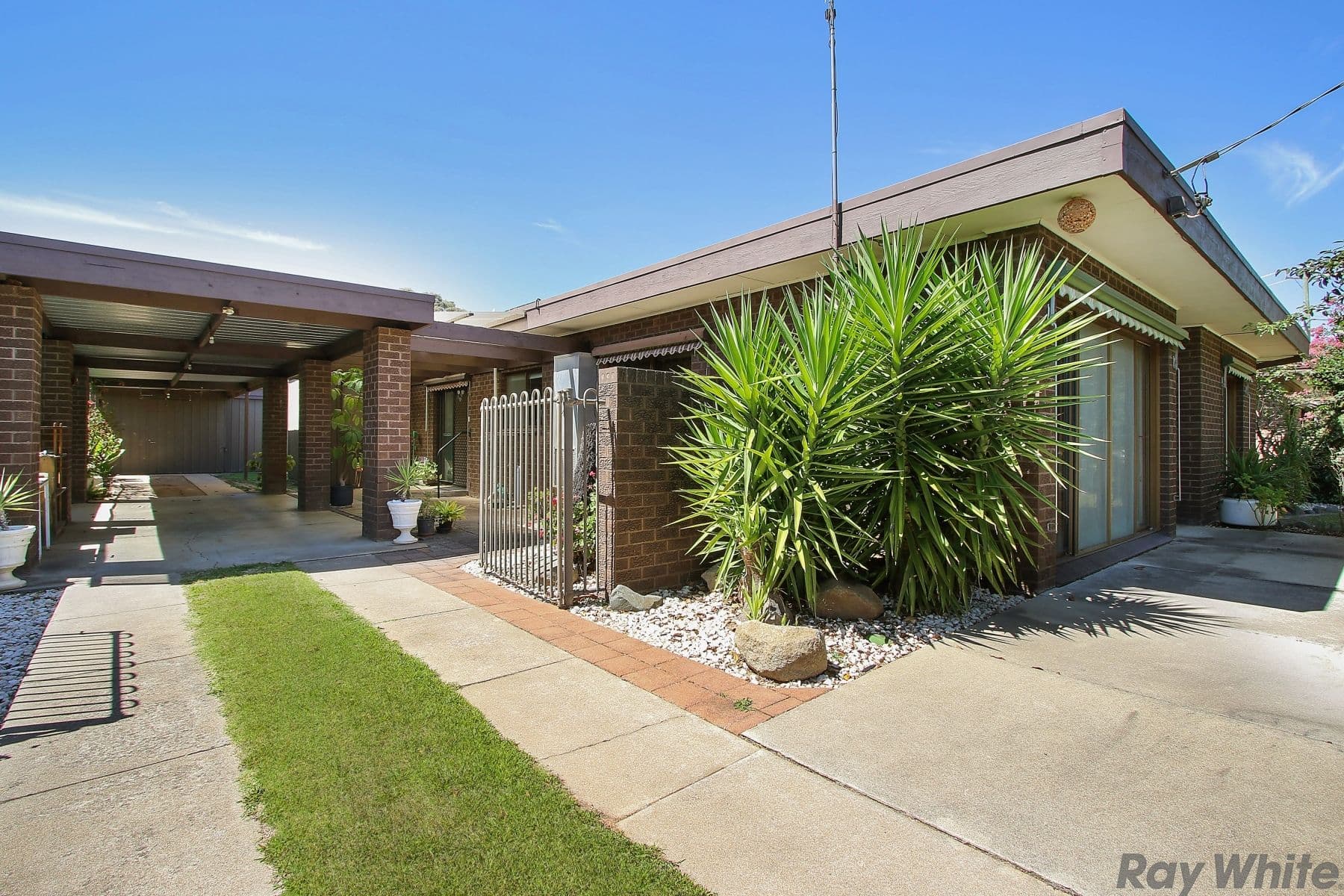139 Clarke Street, Benalla VIC 3672, Benalla - Image 1