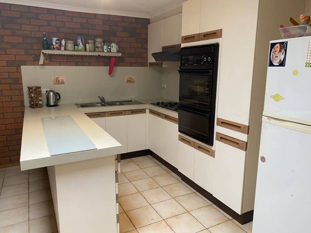 13 Heath Close, Altona Meadows VIC 3028, Altona Meadows - Thumbnail 2
