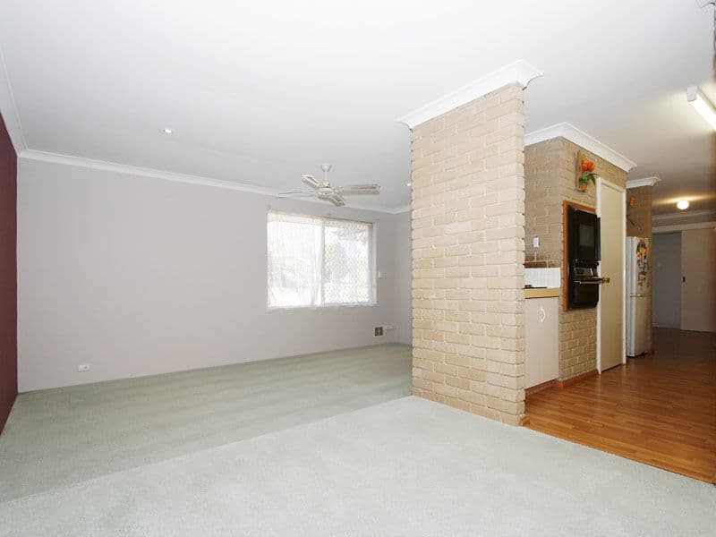 10  Casma Grove, BALLAJURA WA 6066, Ballajura - Thumbnail 8