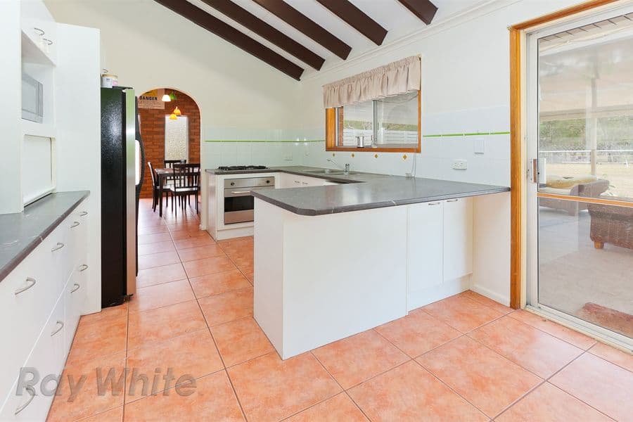 2 Lorraine Street, CAMIRA QLD 4300, Camira - Thumbnail 3