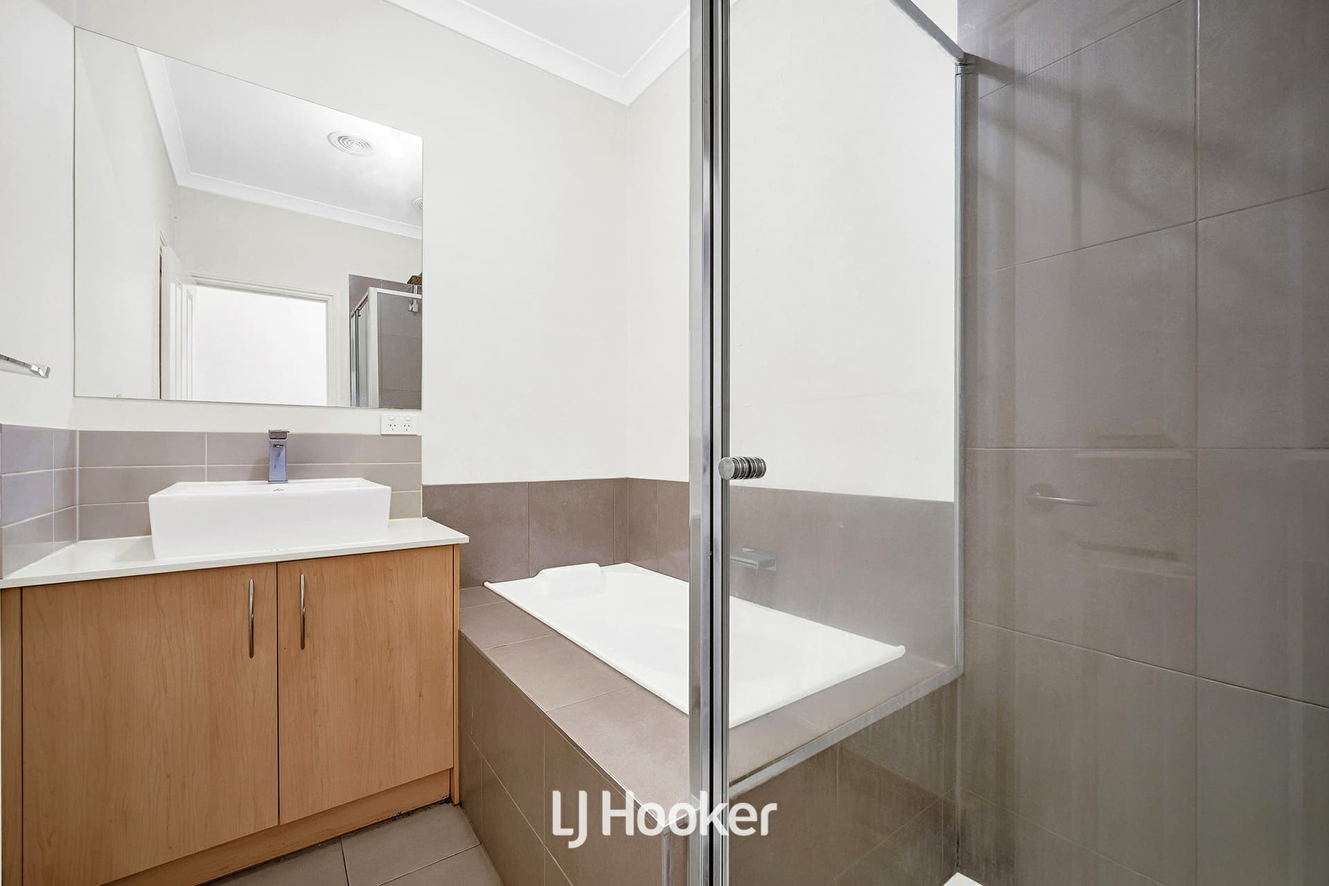 3/15 Elray Avenue, Dandenong, Dandenong - Thumbnail 8