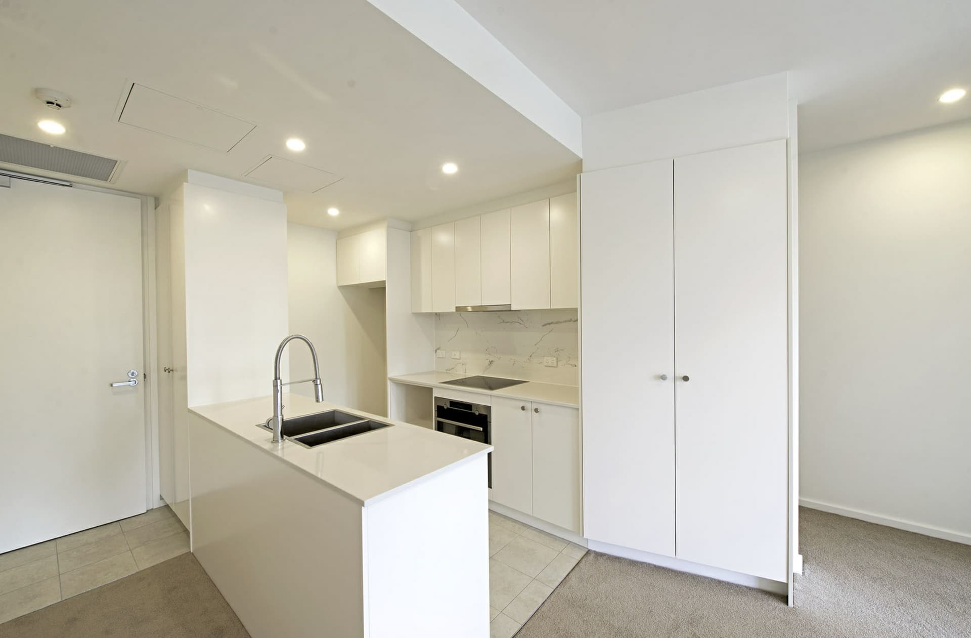 61/5 Hely Street, Griffith, Griffith - Thumbnail 2