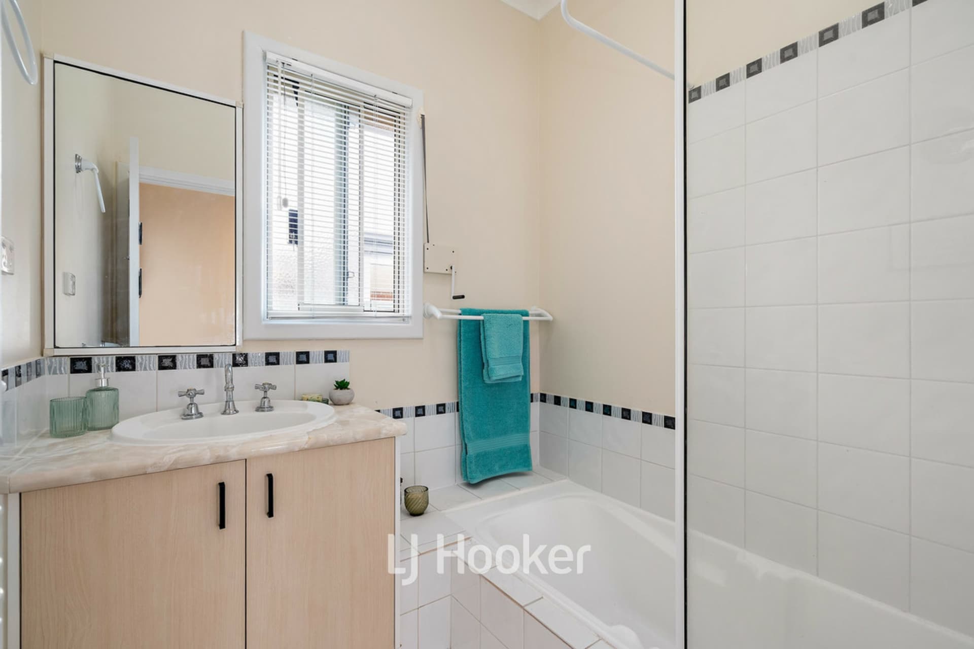 1/16 Flaherty Court, Carey Park, Carey Park - Thumbnail 8