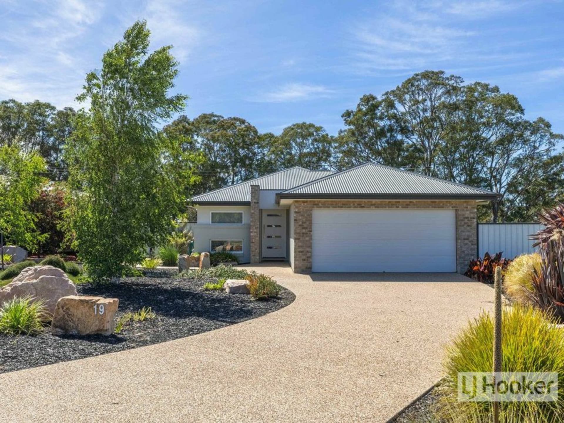 19 Aquabella Drive, Eagle Point, Eagle Point - Image 1