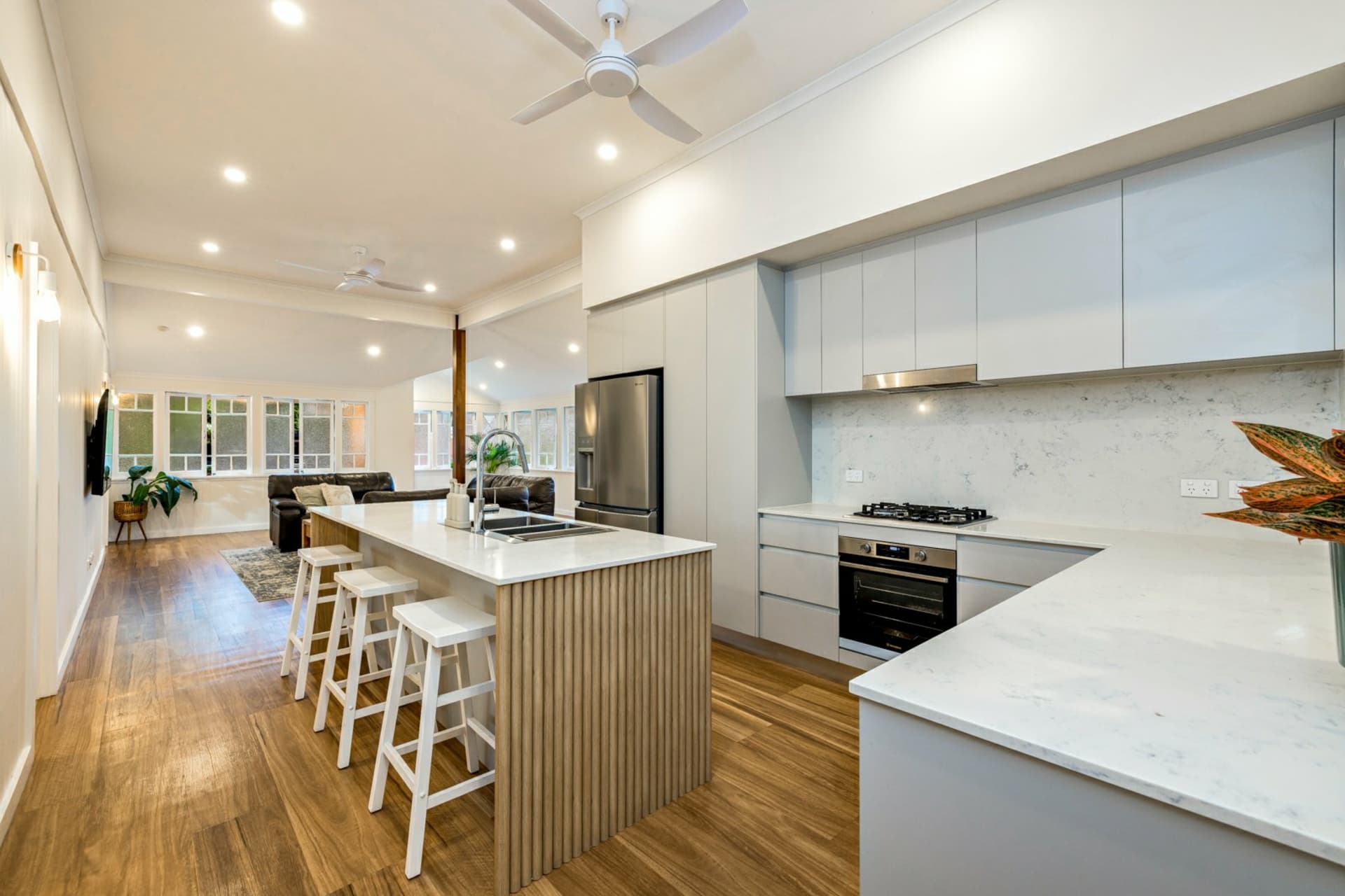 127 Collins Avenue, Edge Hill, Edge Hill - Thumbnail 4