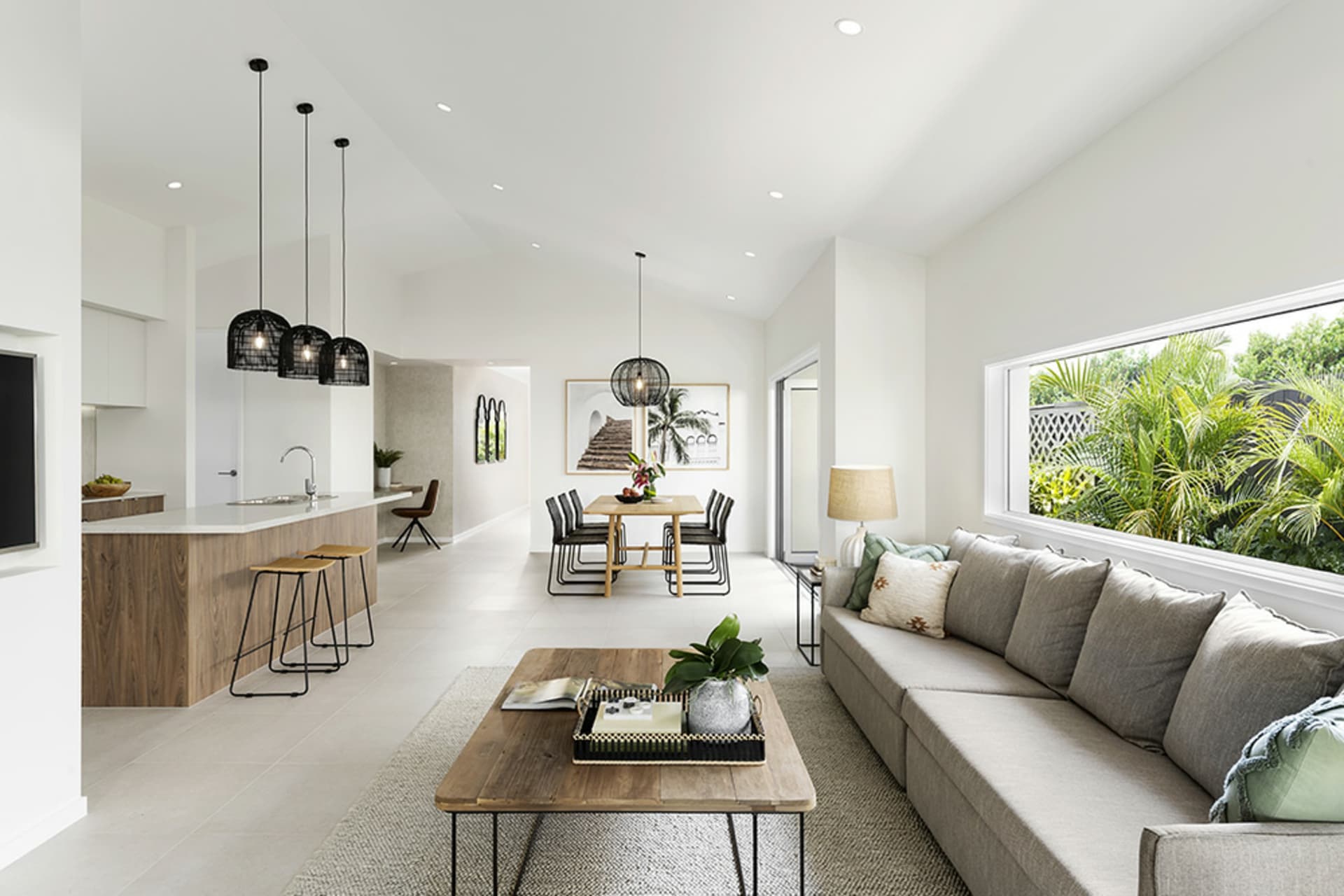 8 Tropicana Place, Palmview, Palmview - Thumbnail 2