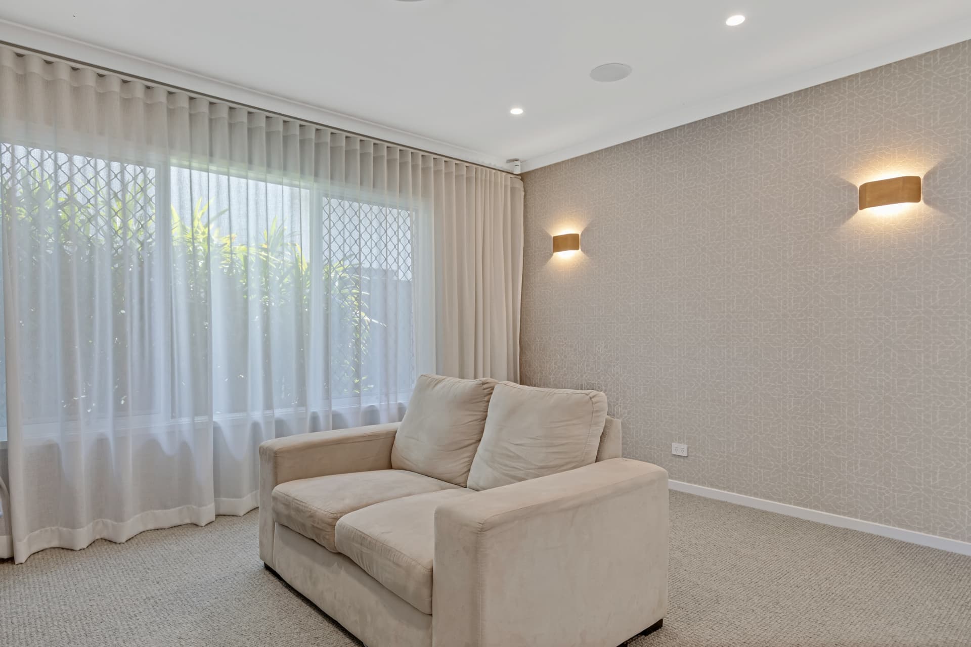 8 Tropicana Place, Palmview, Palmview - Thumbnail 4