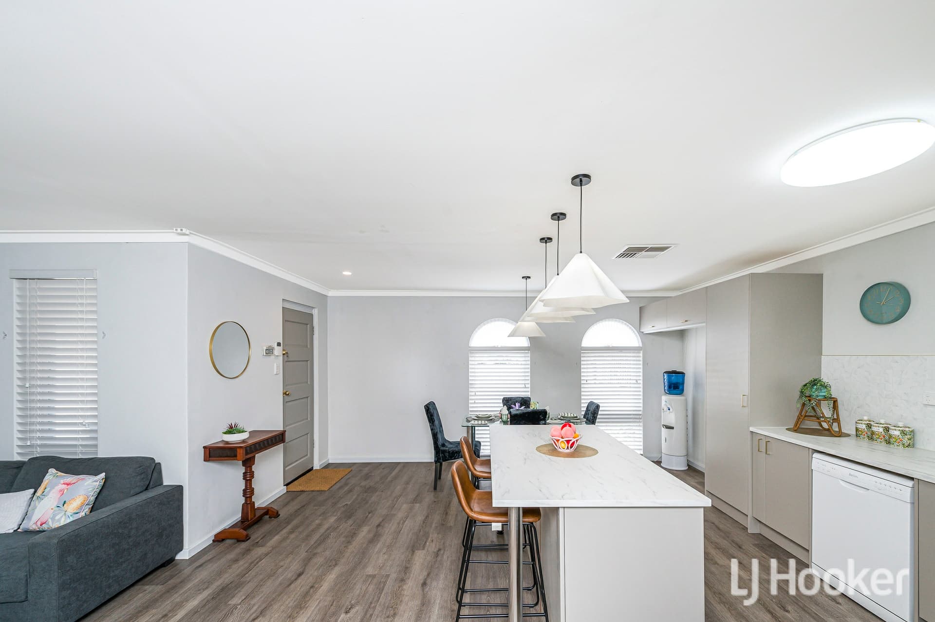 180 High Road, Riverton, Riverton - Thumbnail 4