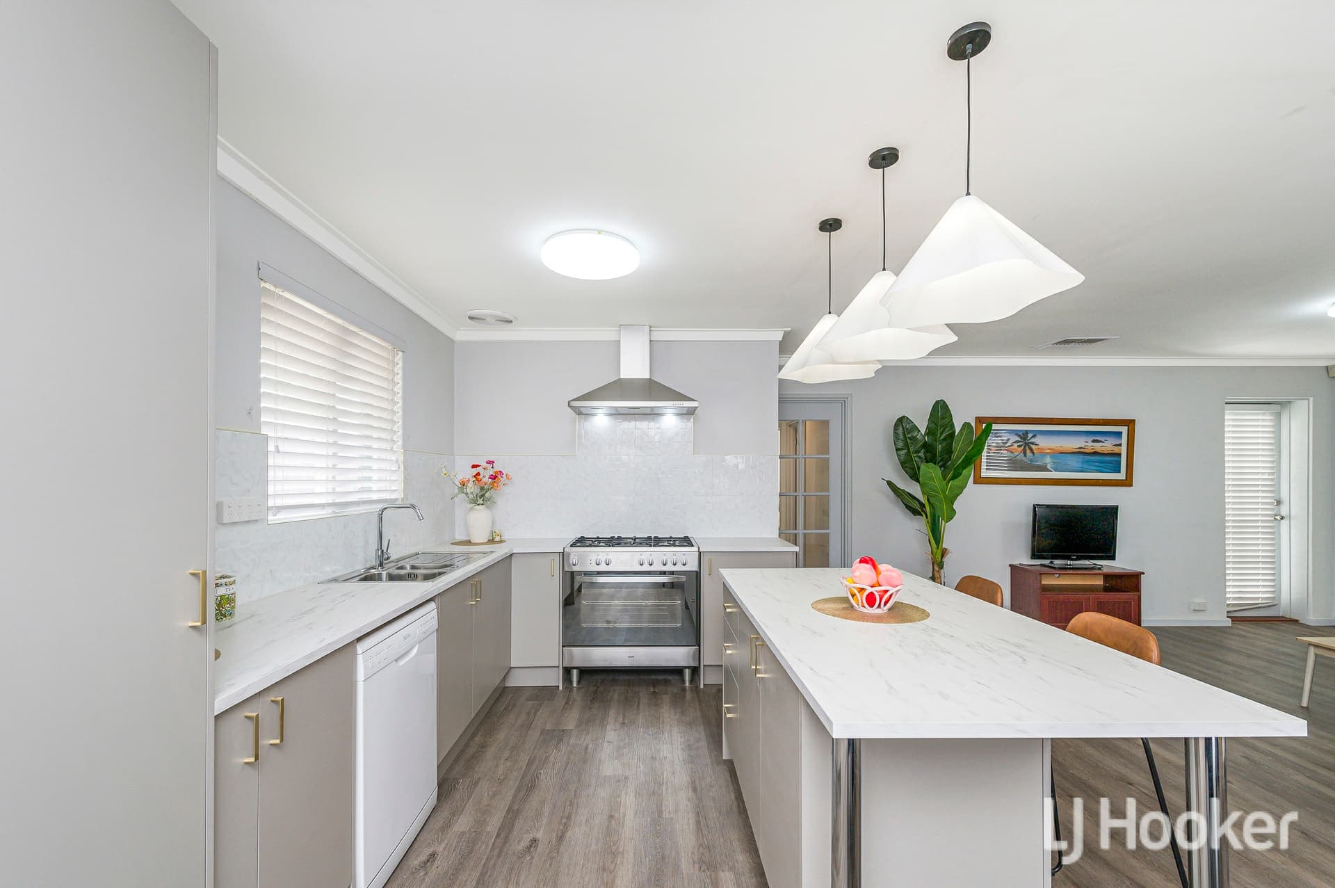 180 High Road, Riverton, Riverton - Thumbnail 6