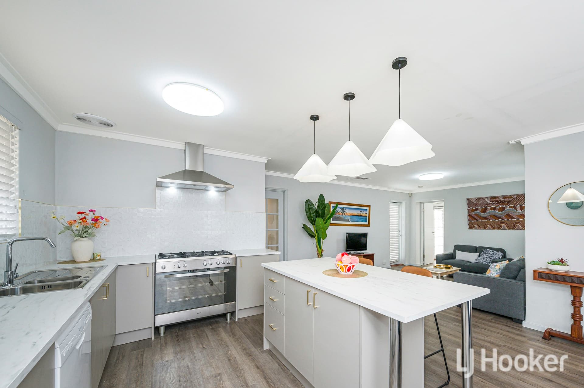 180 High Road, Riverton, Riverton - Thumbnail 8