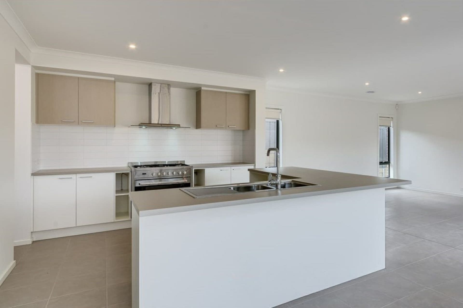 10 Haversack Court, Diamond Creek, Diamond Creek - Thumbnail 4