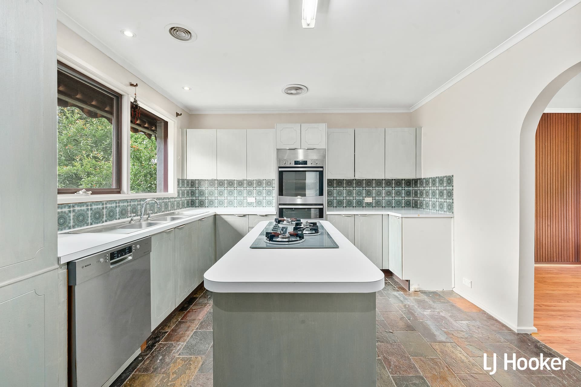 3 Dalley Crescent, Latham, Latham - Thumbnail 4
