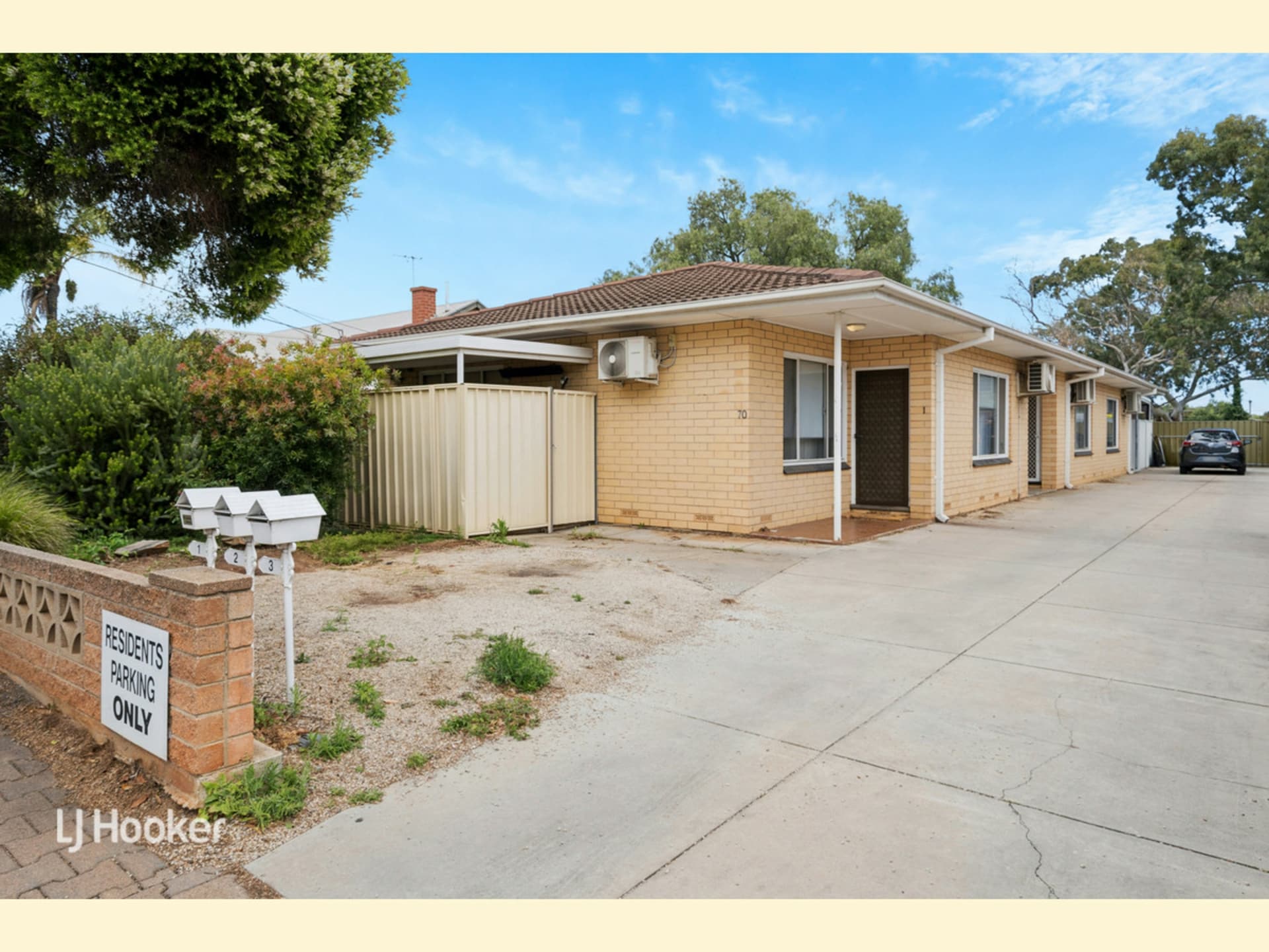 2/70 Winston Avenue, Melrose Park, Melrose Park - Image 1