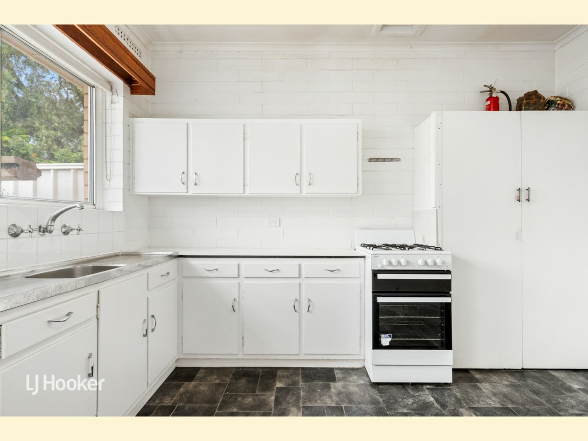 2/70 Winston Avenue, Melrose Park, Melrose Park - Thumbnail 4