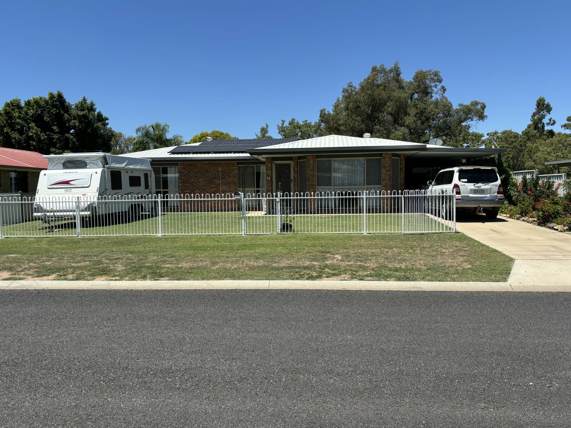 16 Jacaranda Dr, Goondiwindi, Goondiwindi - Thumbnail 2