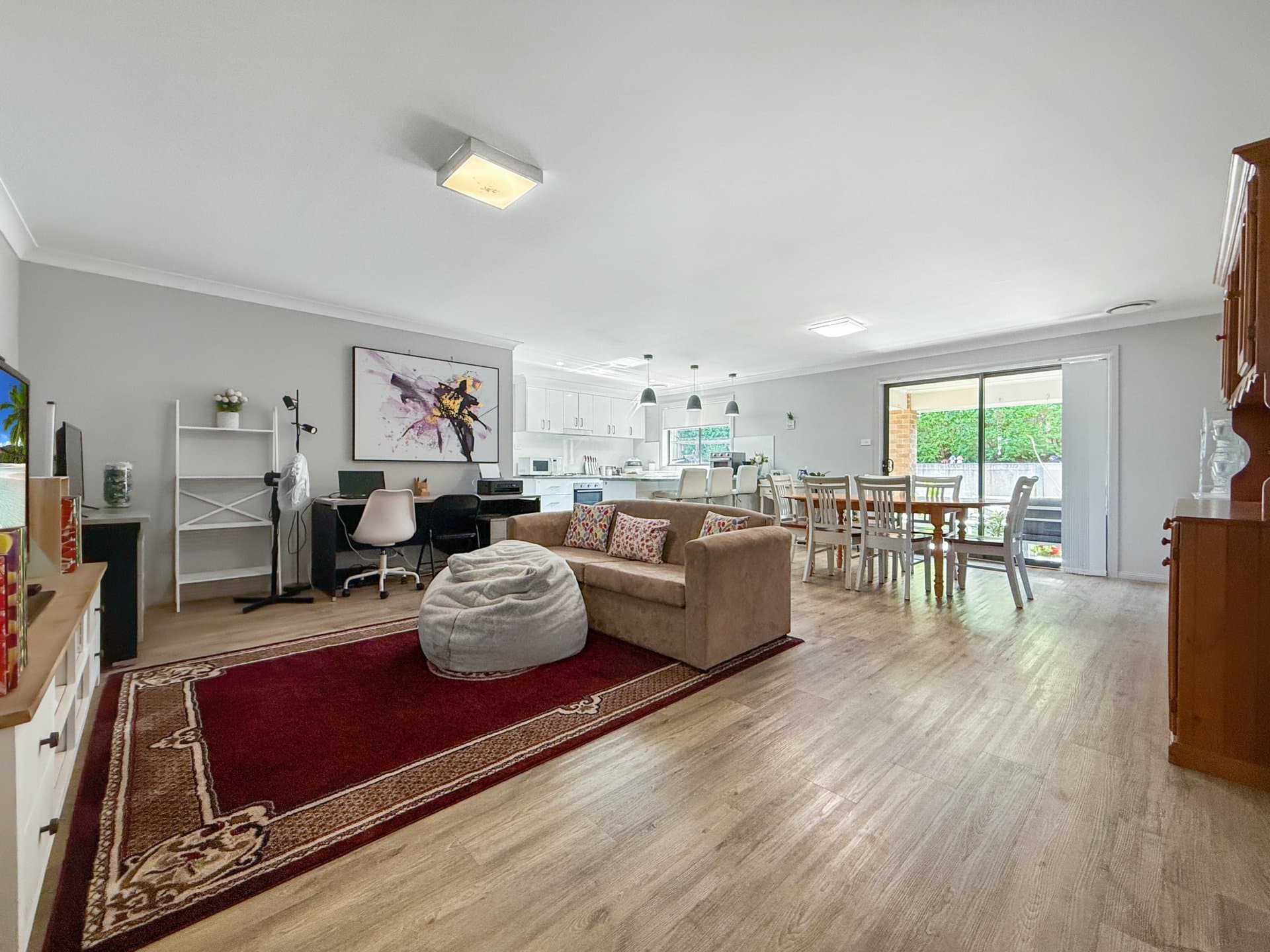 68 Jordan Place, Young, Young - Thumbnail 4