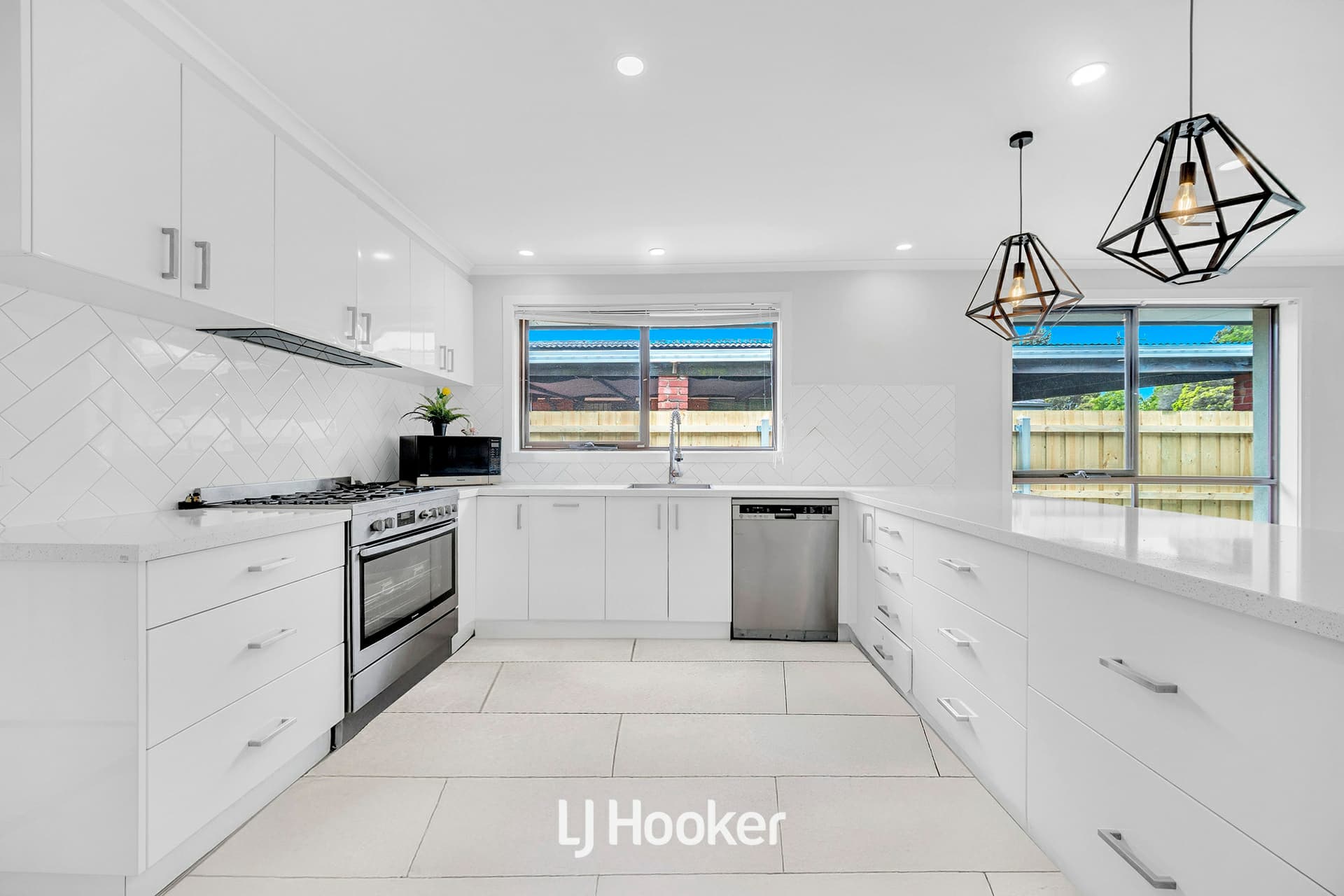 16 Anaconda Road, Narre Warren, Narre Warren - Thumbnail 5