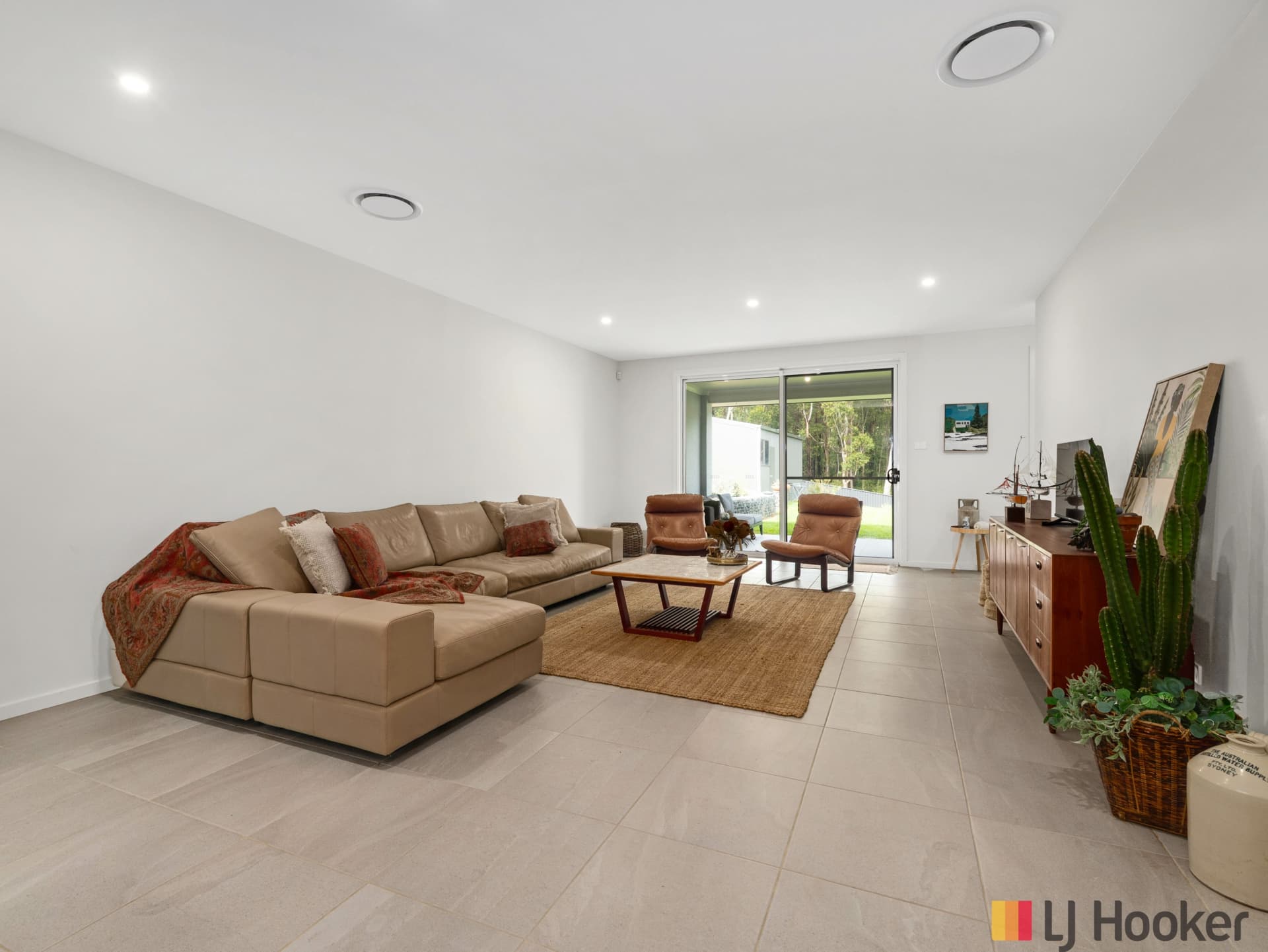 6 Buguri Crescent, Malua Bay, Malua Bay - Thumbnail 4