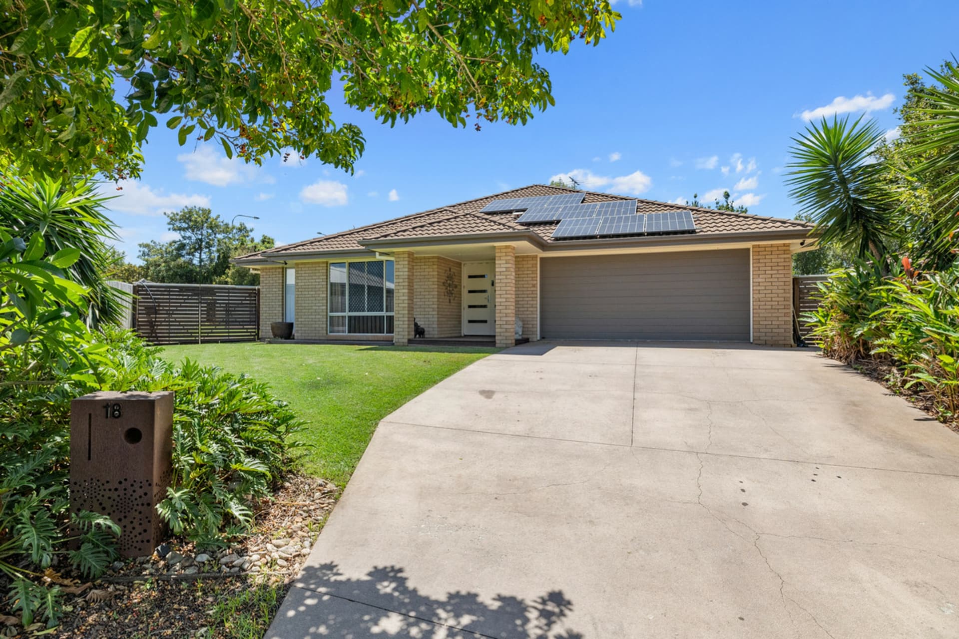18 Daly Place, Redland Bay, Redland Bay - Thumbnail 3