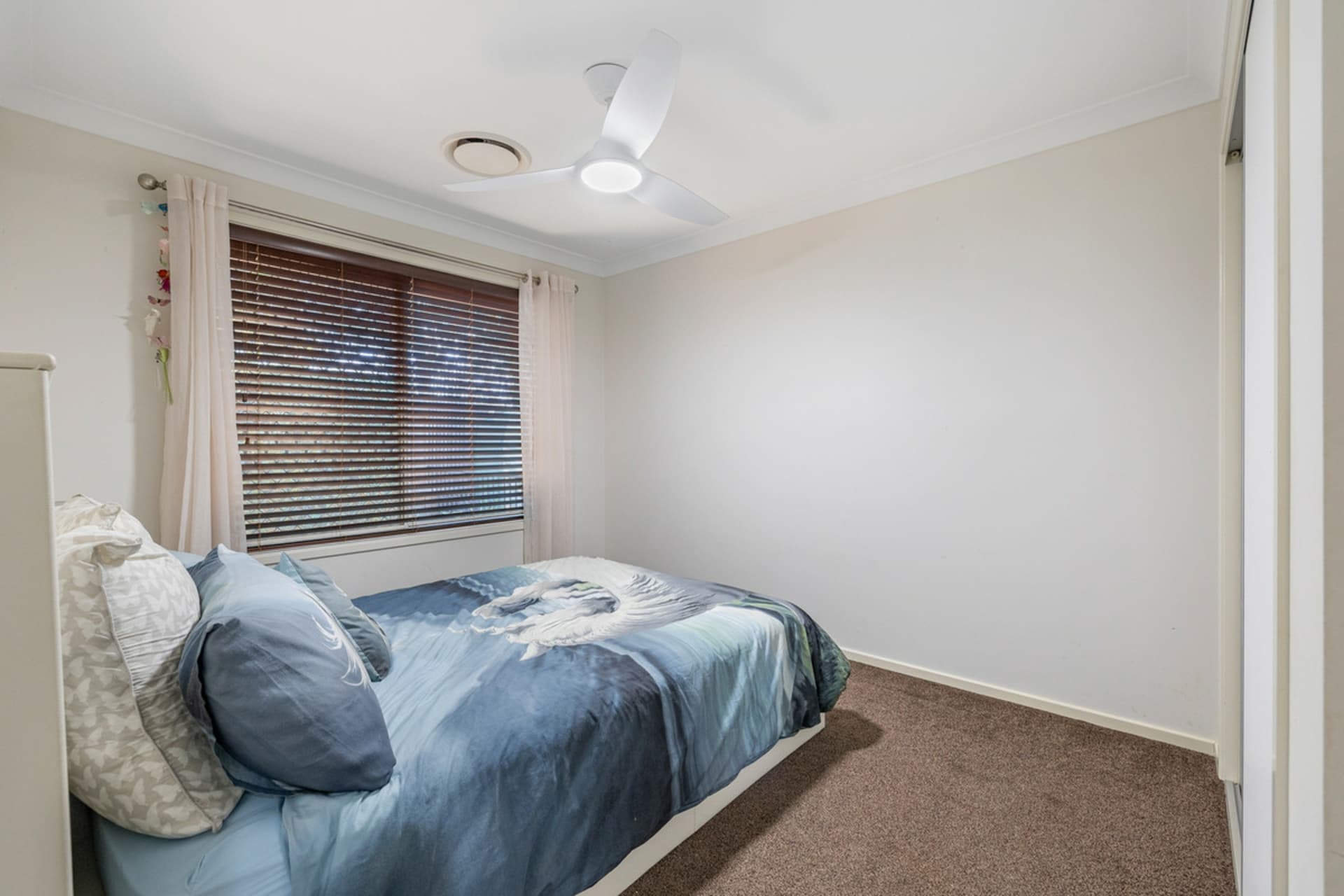 18 Daly Place, Redland Bay, Redland Bay - Thumbnail 7