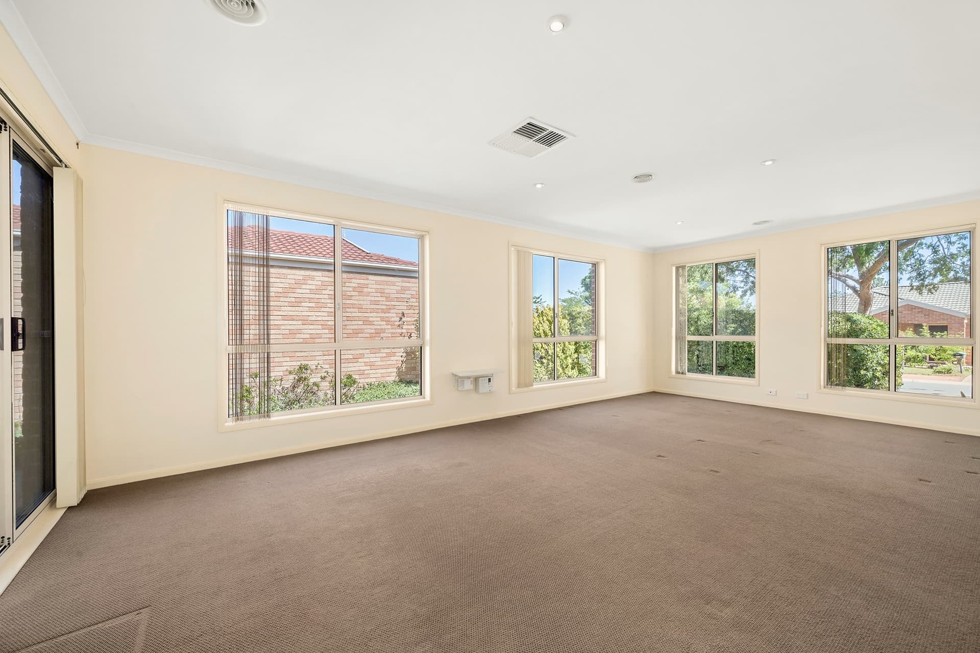 29 Olary Street, Amaroo, Amaroo - Thumbnail 2