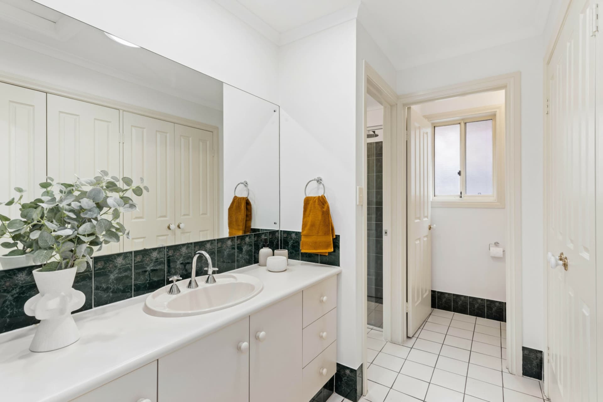 15 St Clair Parade, Greenwith, Greenwith - Thumbnail 6
