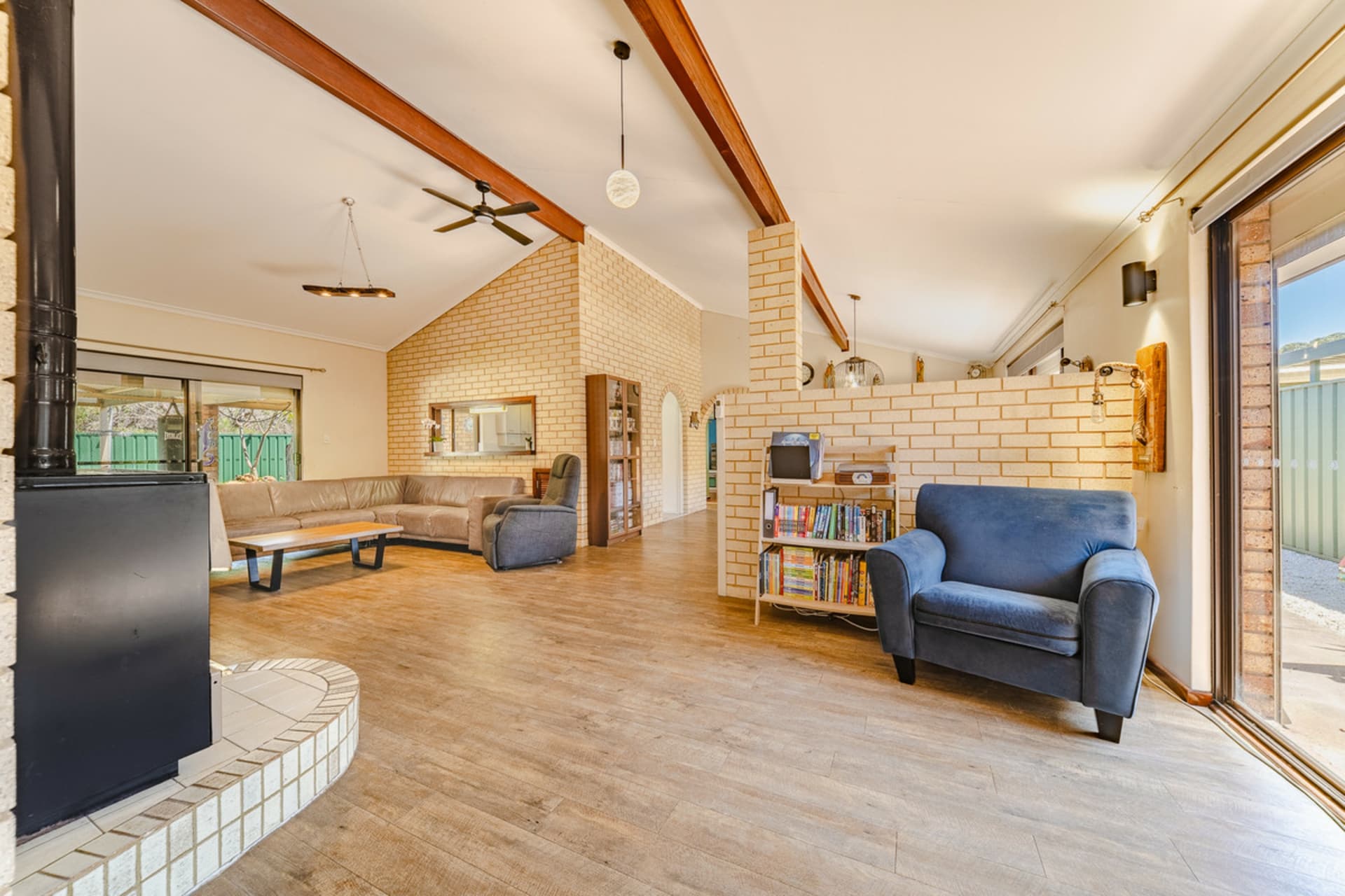 2/2 Durong Court, Greenfields, Greenfields - Thumbnail 3