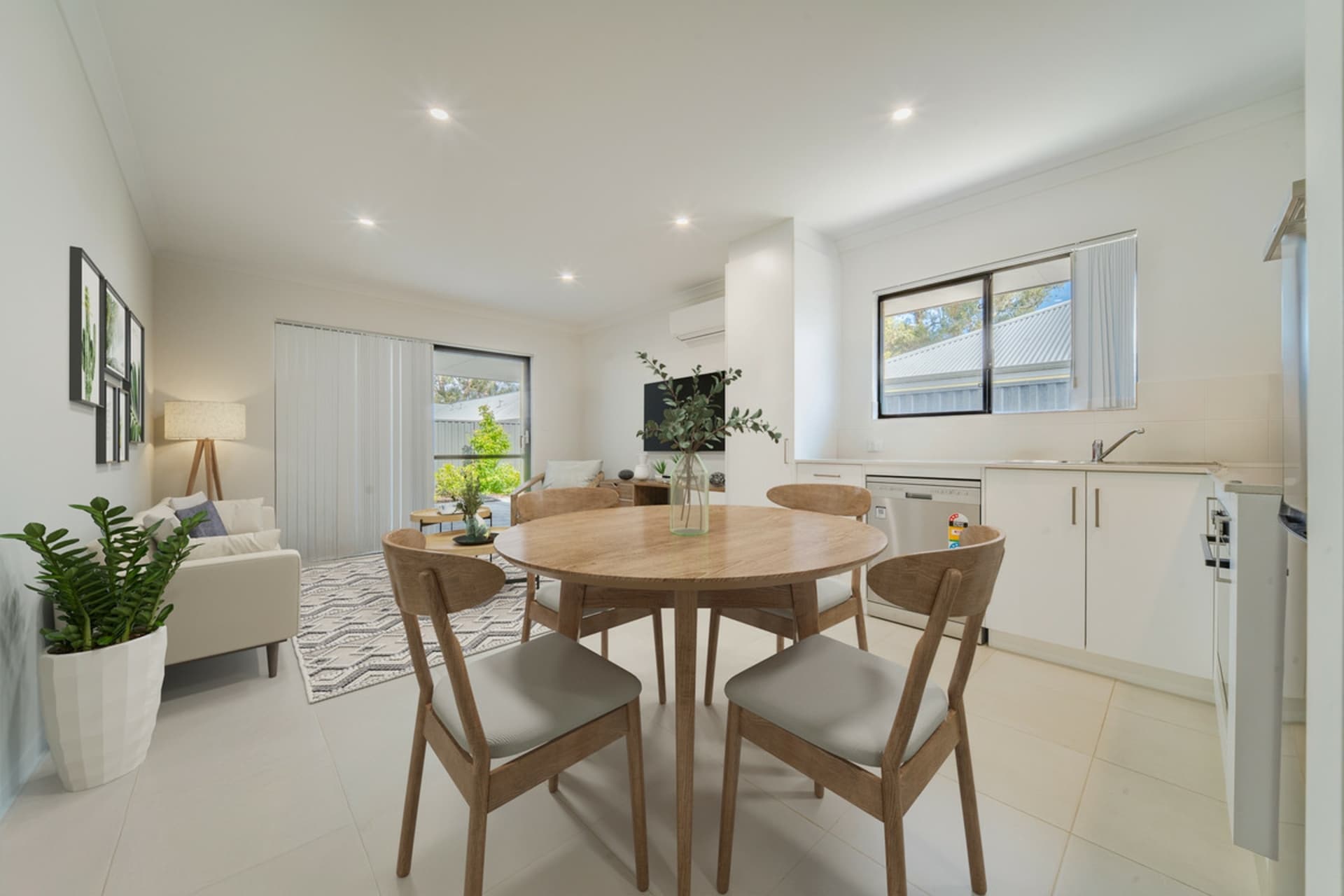 10 Matterhorn Road, Baldivis, Baldivis - Thumbnail 2