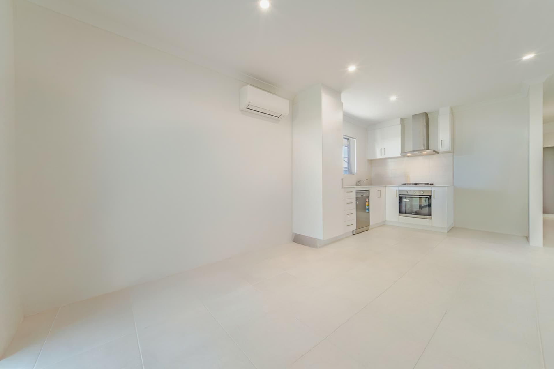 10 Matterhorn Road, Baldivis, Baldivis - Thumbnail 4