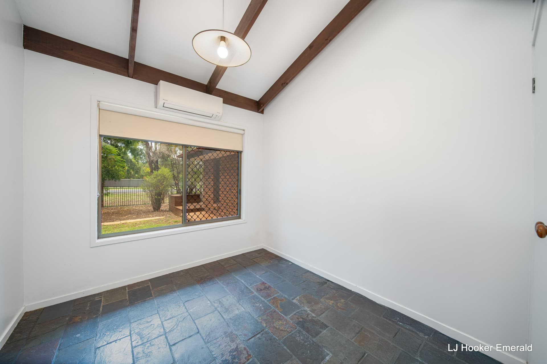34 Pritchard Street, Emerald, Emerald - Thumbnail 6