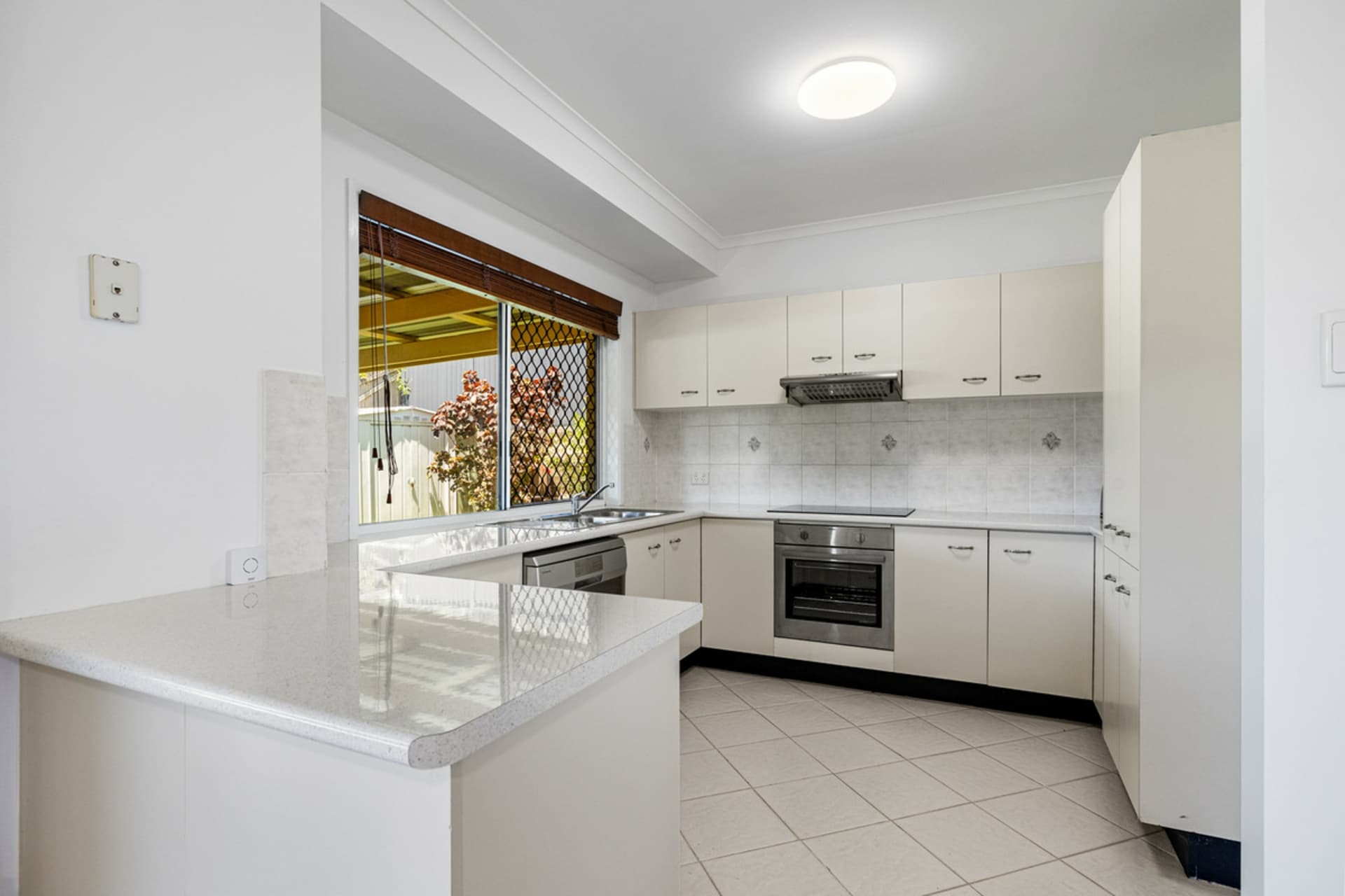 12 Grasstree Court, Mount Cotton, Mount Cotton - Thumbnail 2