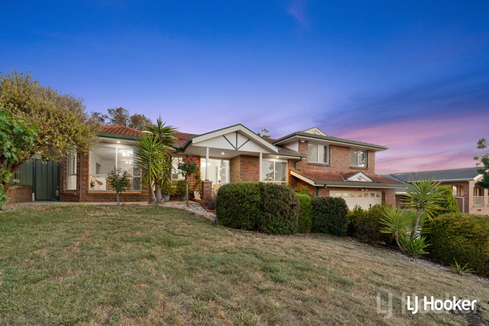 69 Crest Park Parade, Queanbeyan West, Queanbeyan West - Thumbnail 3