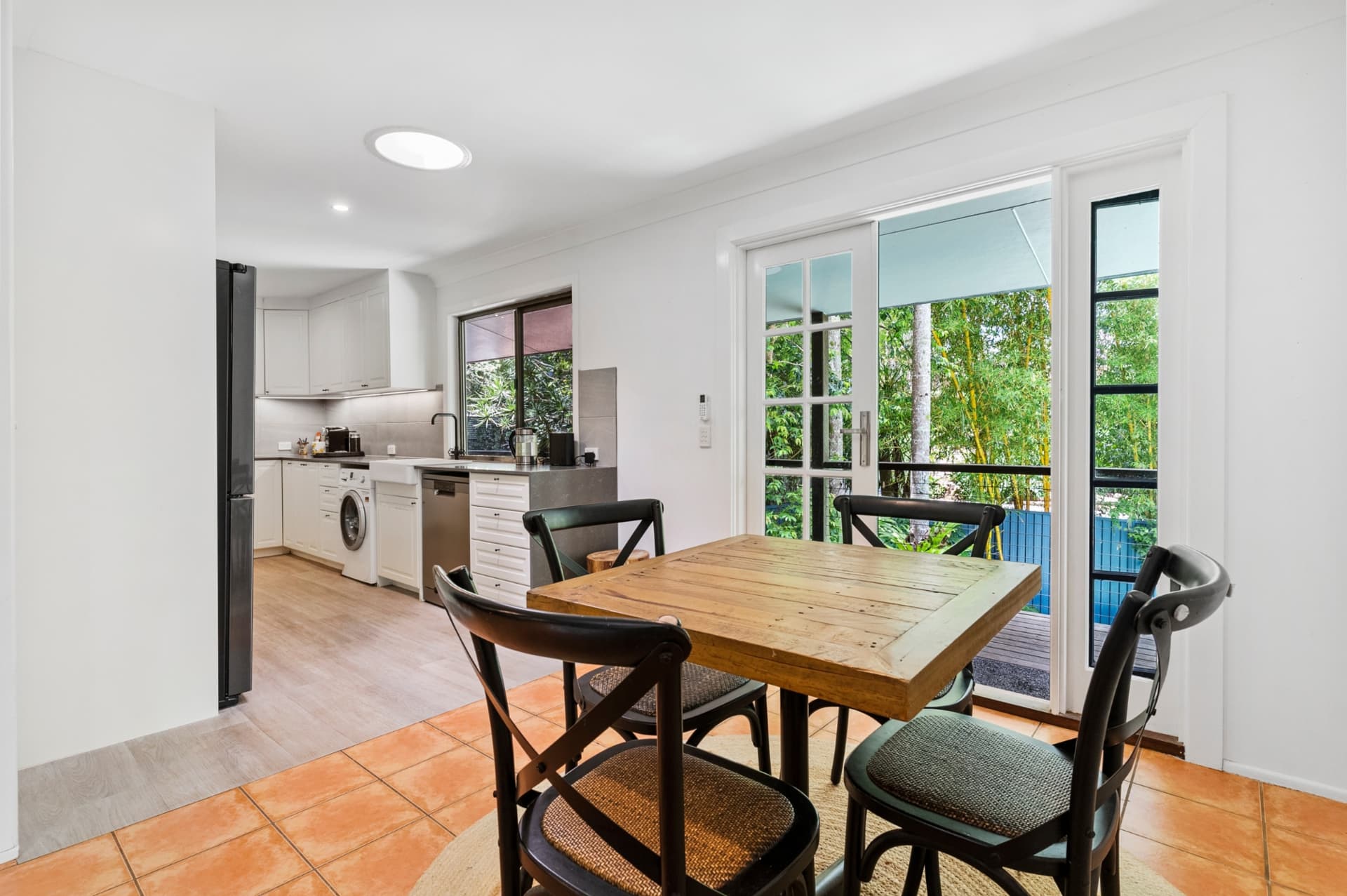 7 Maipu Court, Tamborine Mountain, Tamborine Mountain - Thumbnail 2