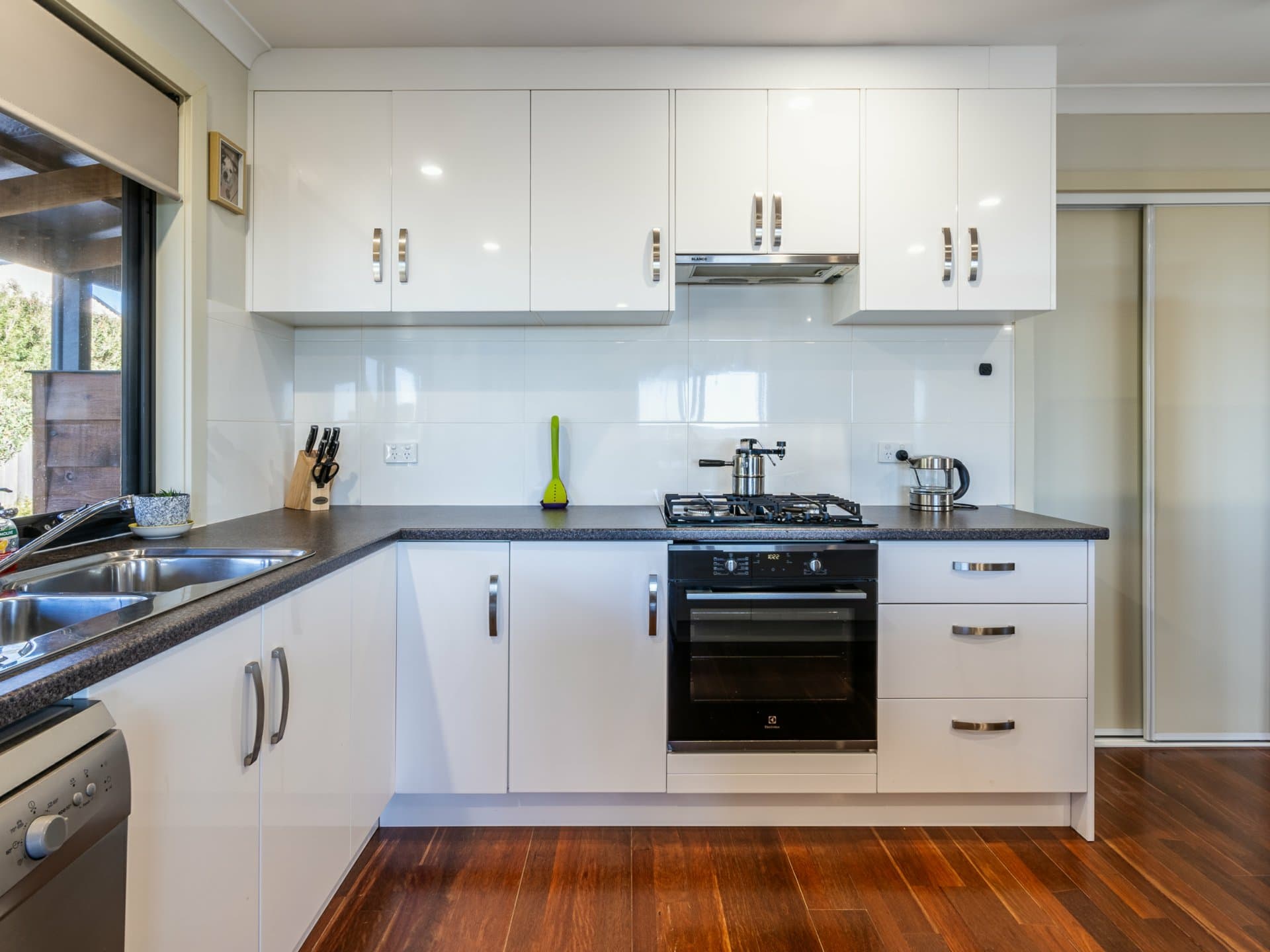 10 Bayvista Rise, St Helens, St Helens - Thumbnail 4