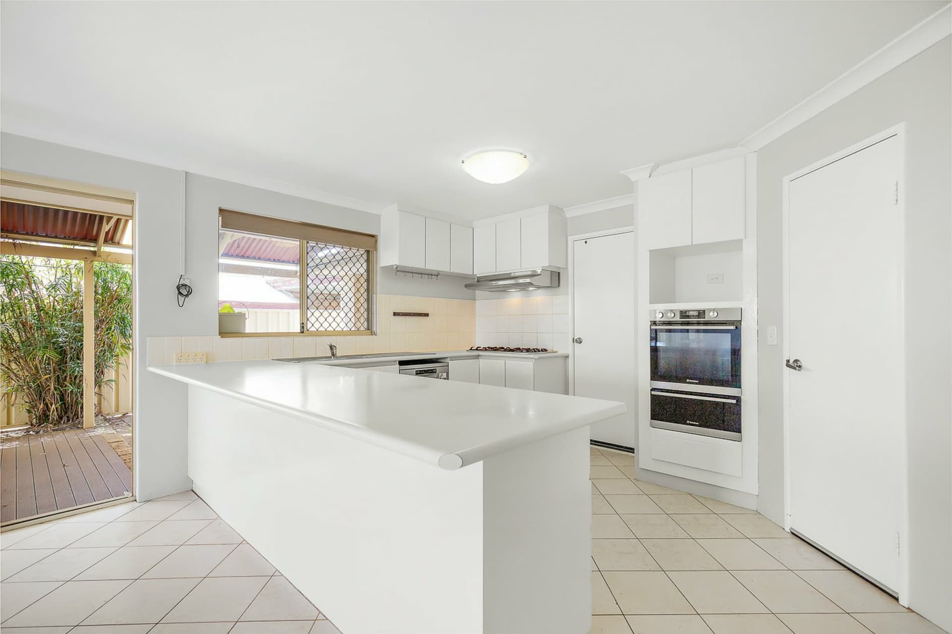 6 Holyrood Close, Orelia, Orelia - Thumbnail 8