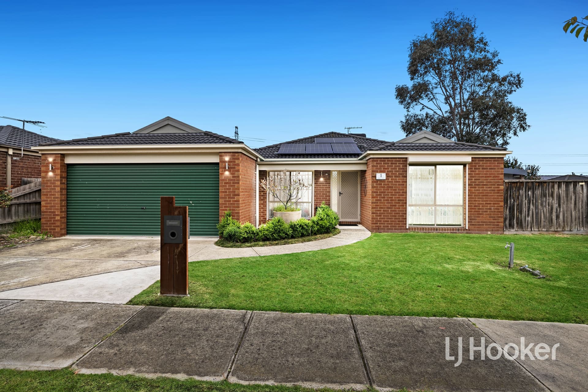 1 Hope Court, Cranbourne West, Cranbourne West - Image 1