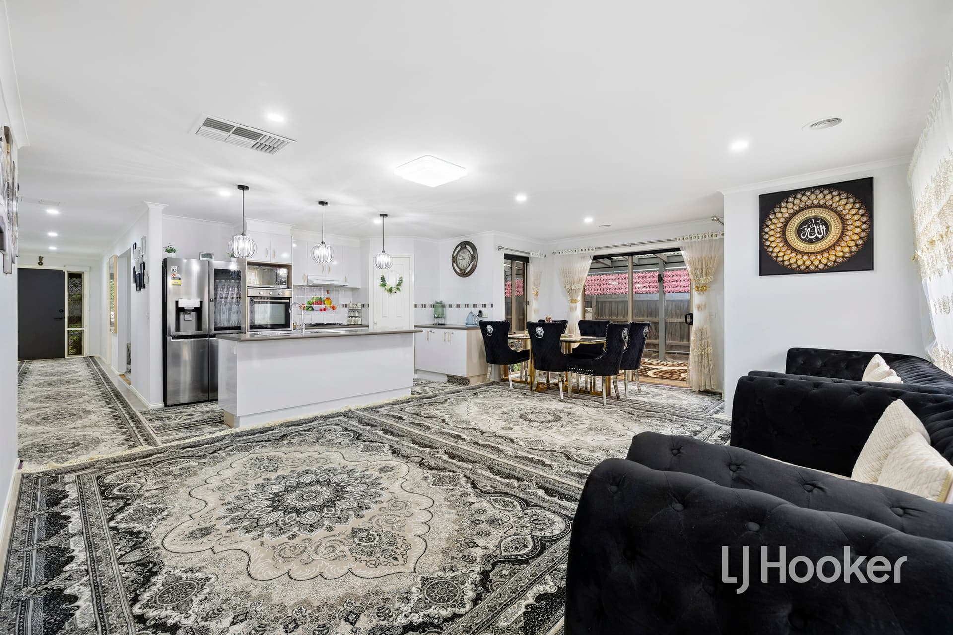 1 Hope Court, Cranbourne West, Cranbourne West - Thumbnail 3