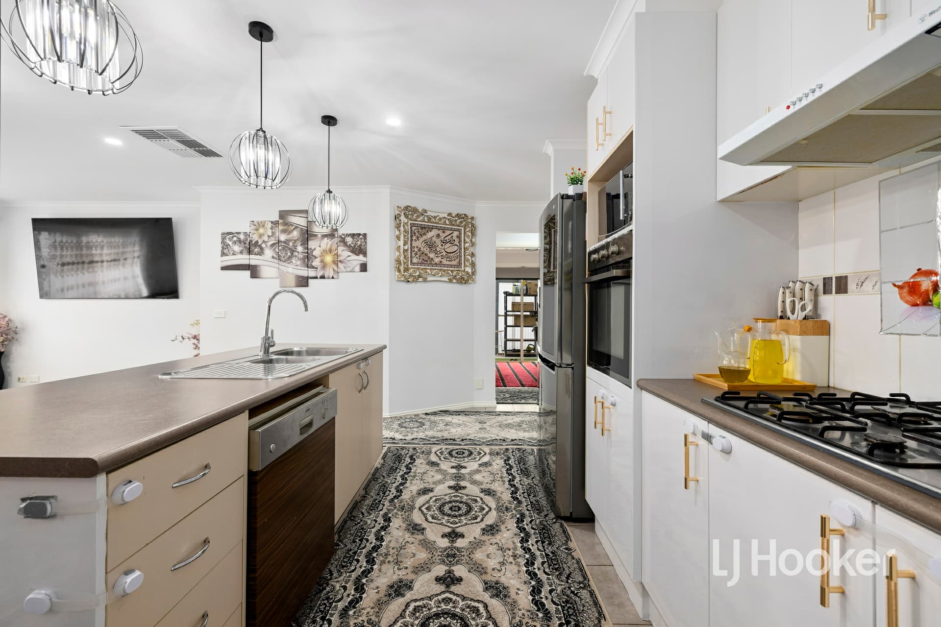 1 Hope Court, Cranbourne West, Cranbourne West - Thumbnail 7