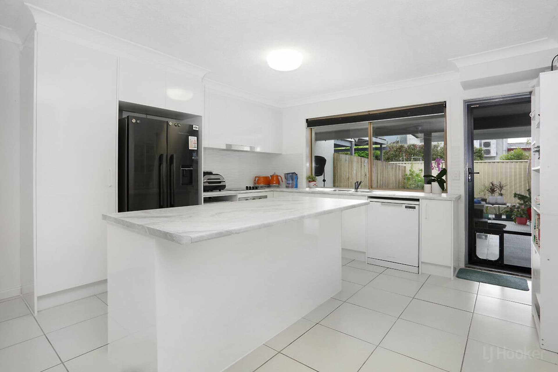 32/469 Pine Ridge Road, Runaway Bay, Runaway Bay - Thumbnail 3