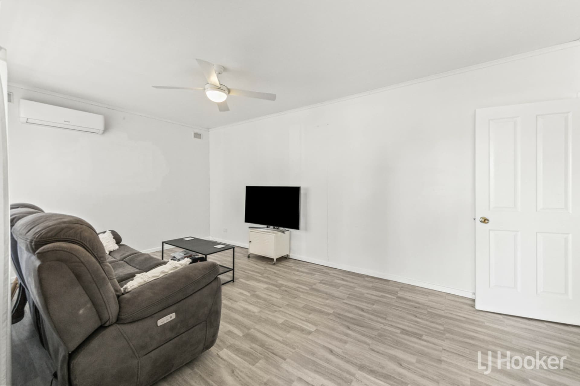 4 Wasley Street, Elizabeth Downs, Elizabeth Downs - Thumbnail 4