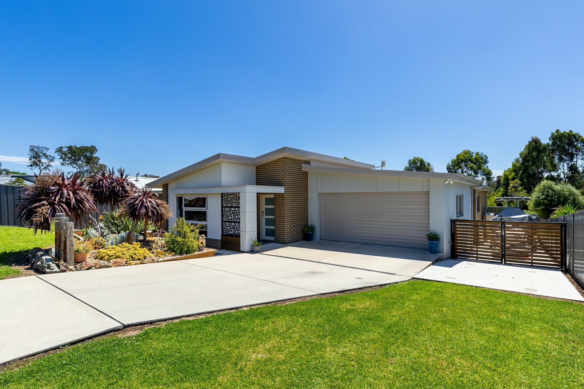 3 Wumbara Close, Bega, Bega - Image 1