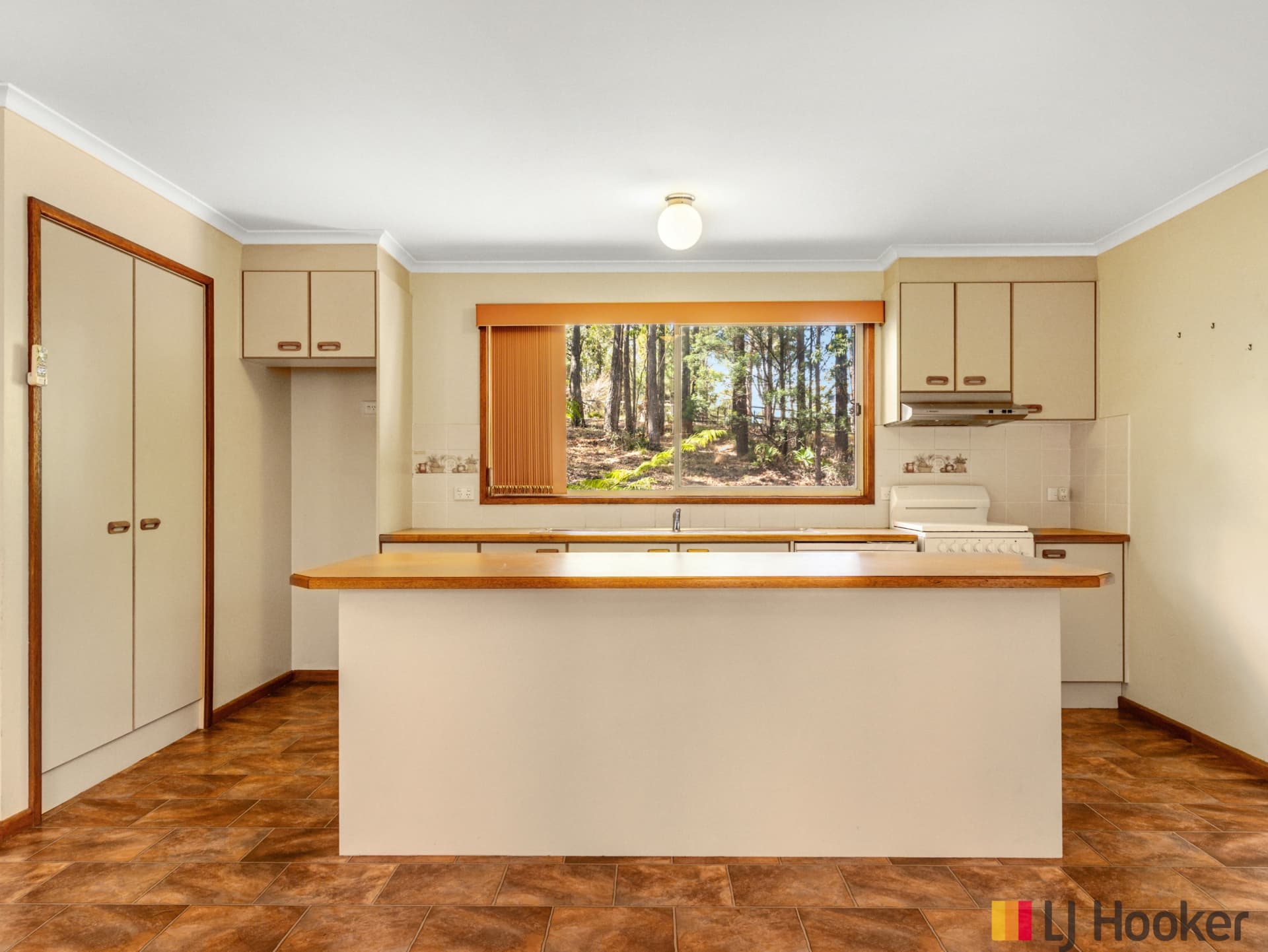 68 Clyde View Drive, Long Beach, Long Beach - Thumbnail 8