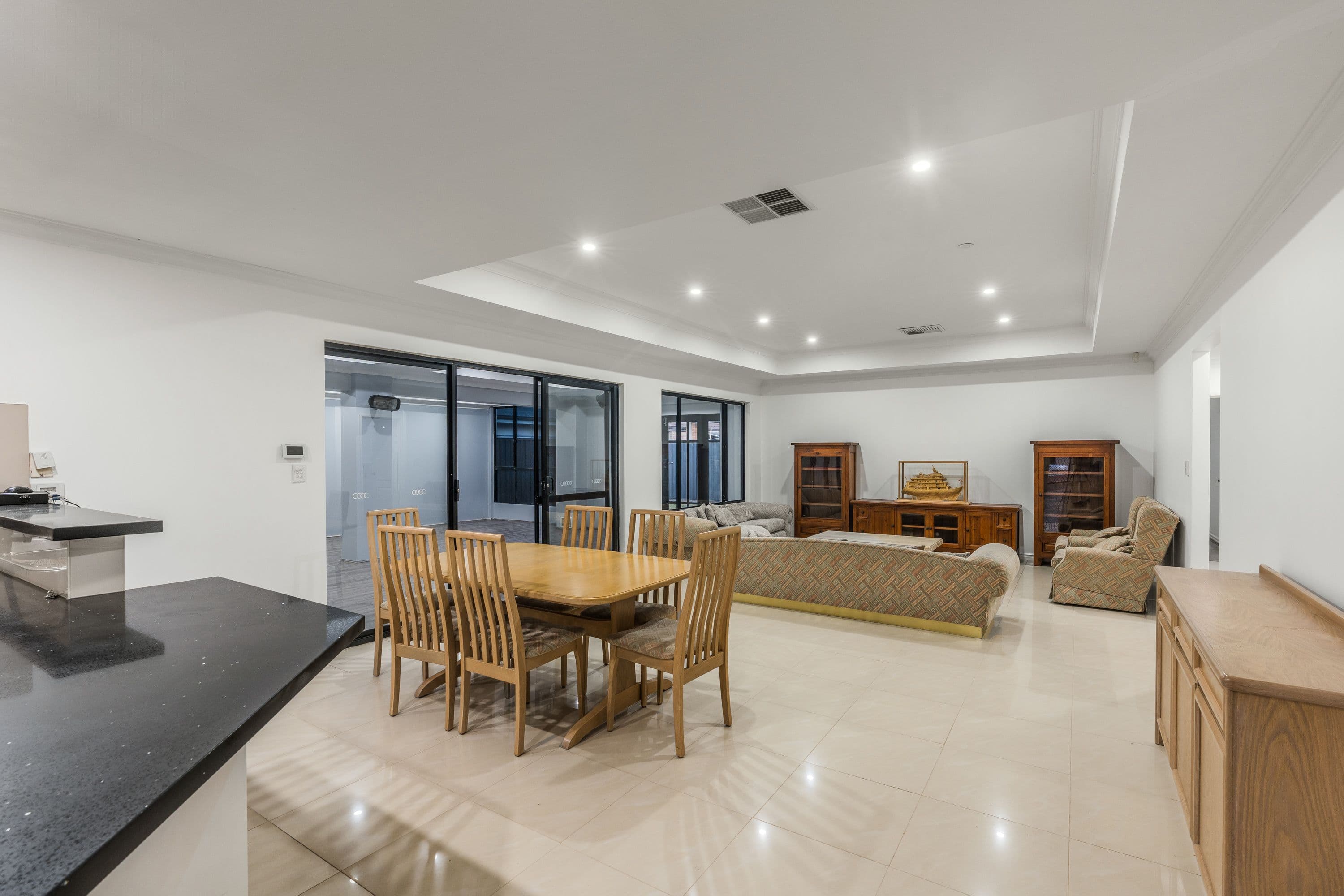 15 Stills Avenue, Harrisdale WA 6112, Harrisdale - Thumbnail 5