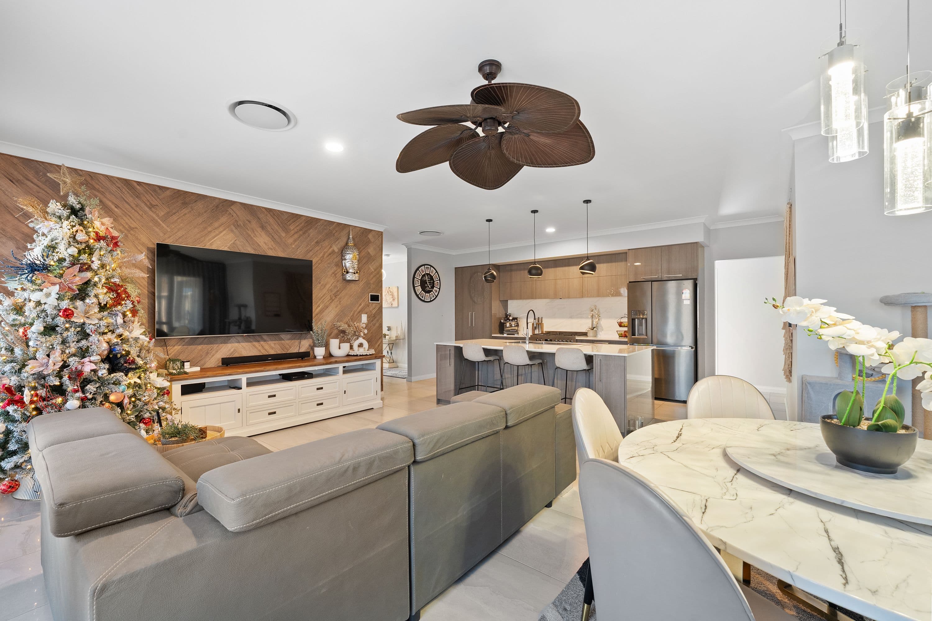 27 Bannerdale Road, Baldivis WA 6171, Baldivis - Thumbnail 2