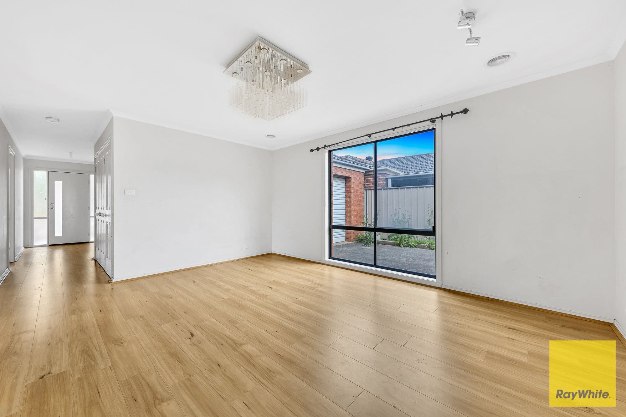 4 Hollows Circuit, Tarneit VIC 3029, Tarneit - Thumbnail 5