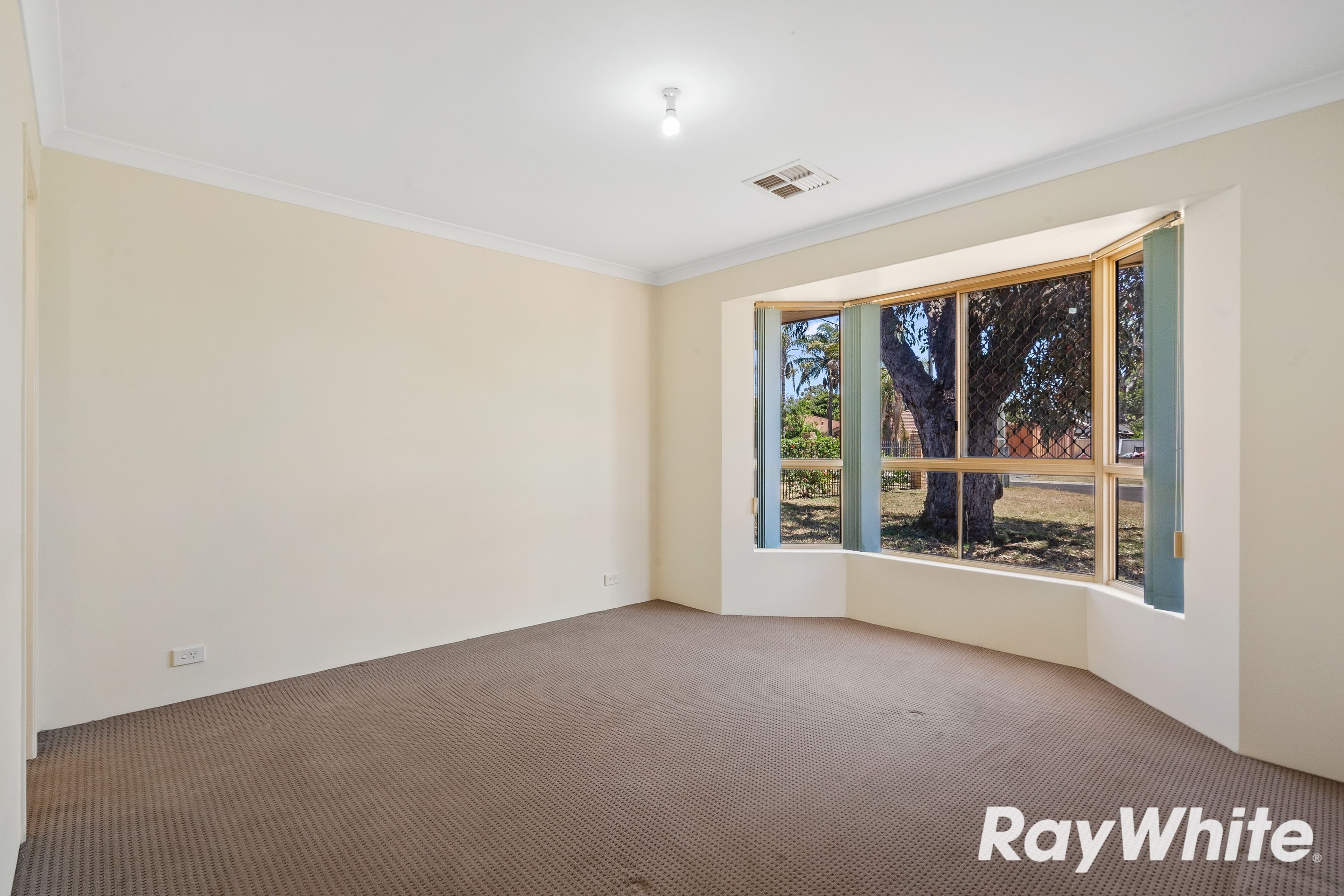 12 Marri Place, Pinjarra WA 6208, Pinjarra - Thumbnail 2
