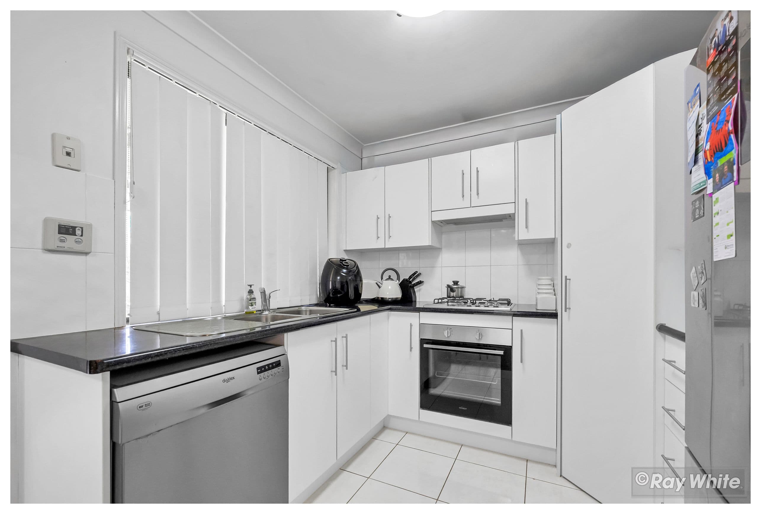 14 Emery Street, Gracemere QLD 4702, Gracemere - Thumbnail 2