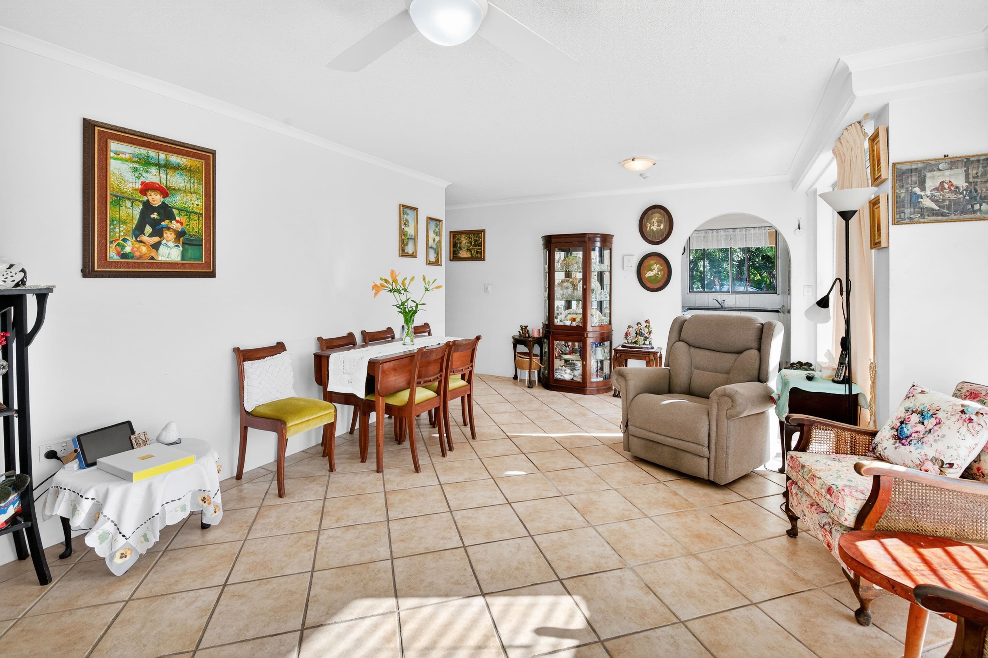 10 Vista Street, Surfers Paradise QLD 4217, Surfers Paradise - Thumbnail 3